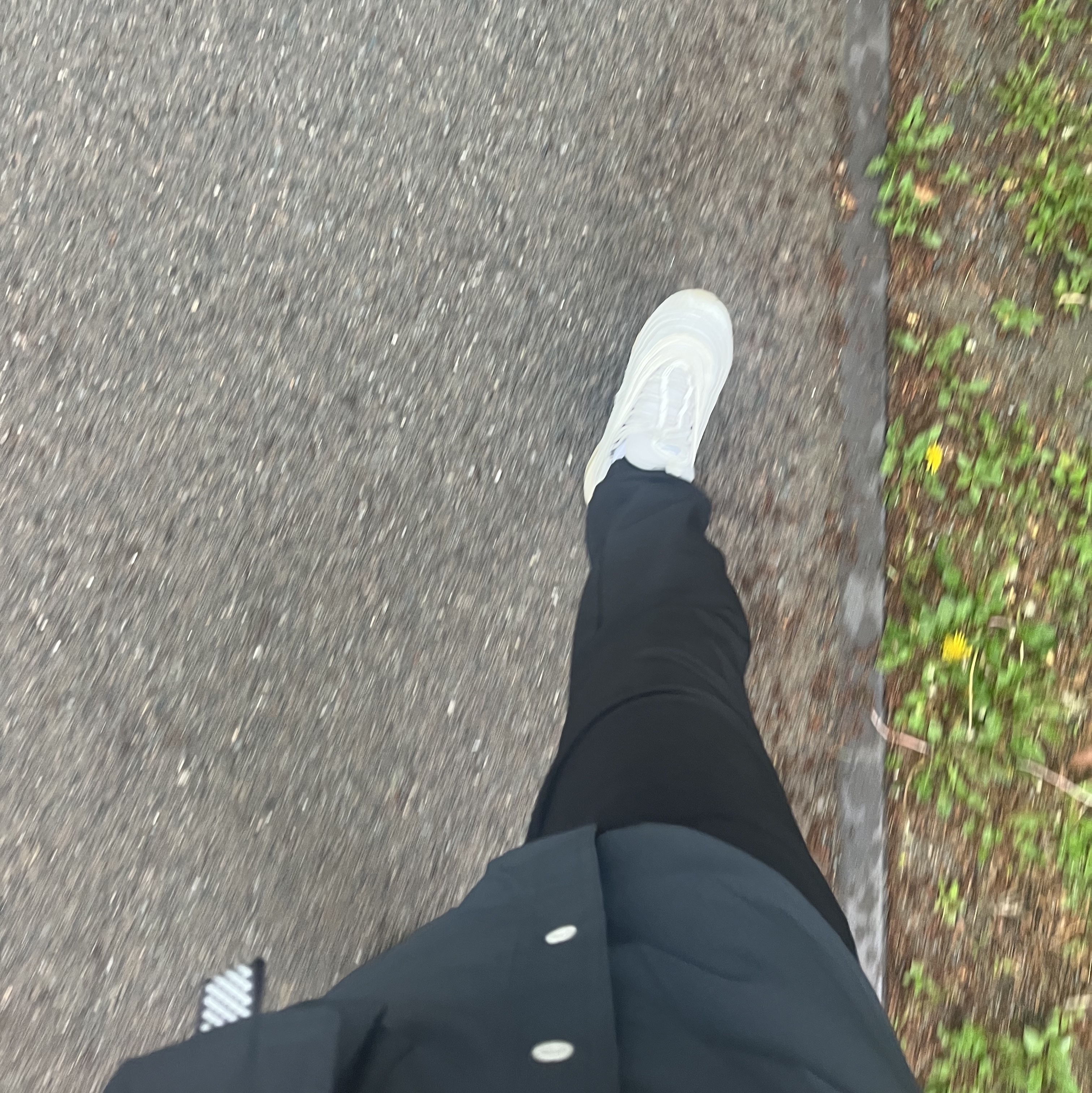 Nike Air Max 97 Pure Platinum Racer Blue, Nike ACG Dri-Fit UV Devastation Trail Shirt Dark Smoke Grey - Asia 착용 스타일