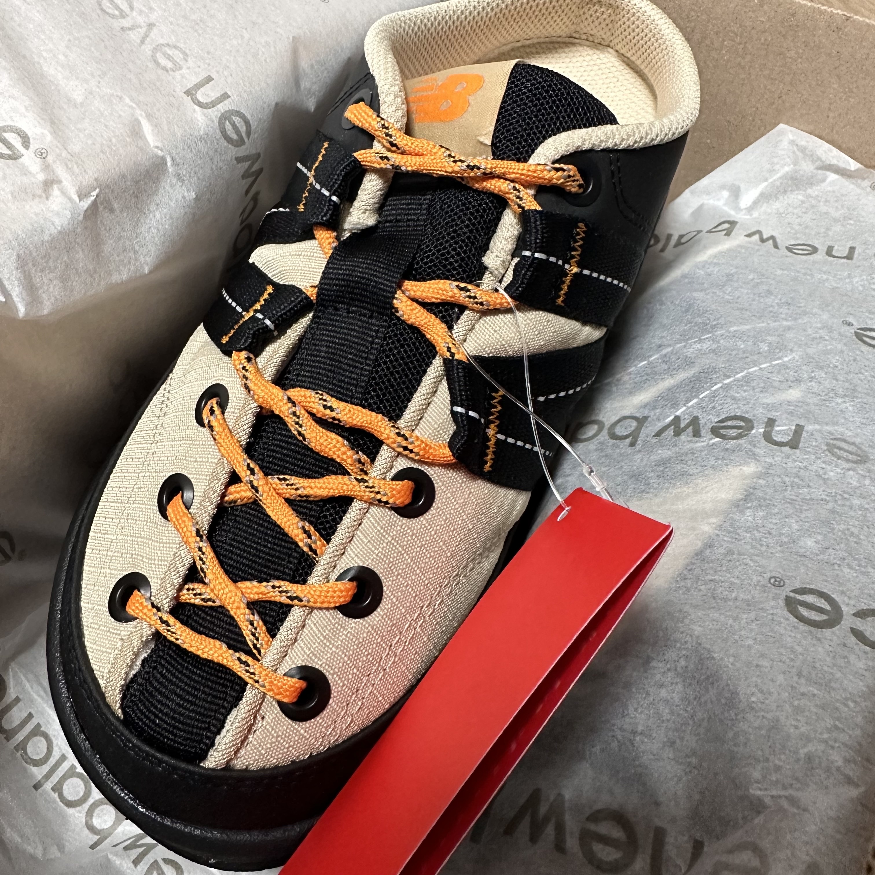New Balance CRV Mule V2 Yellow 착용 스타일
