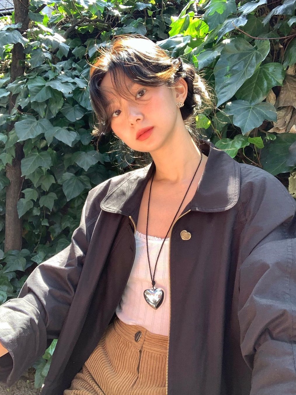 [KREAM 단독] STU Women Field Jacket Black 착용 스타일 - 1