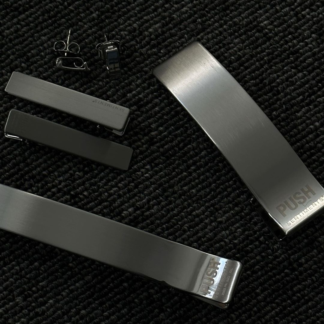 Sentiments No.353 Hair Pin 2 Set XXL Push Pin Clip Silver, Sentiments No.353 Hair Pin 2 Set XXL Push Pin Clip Black 착용 스타일