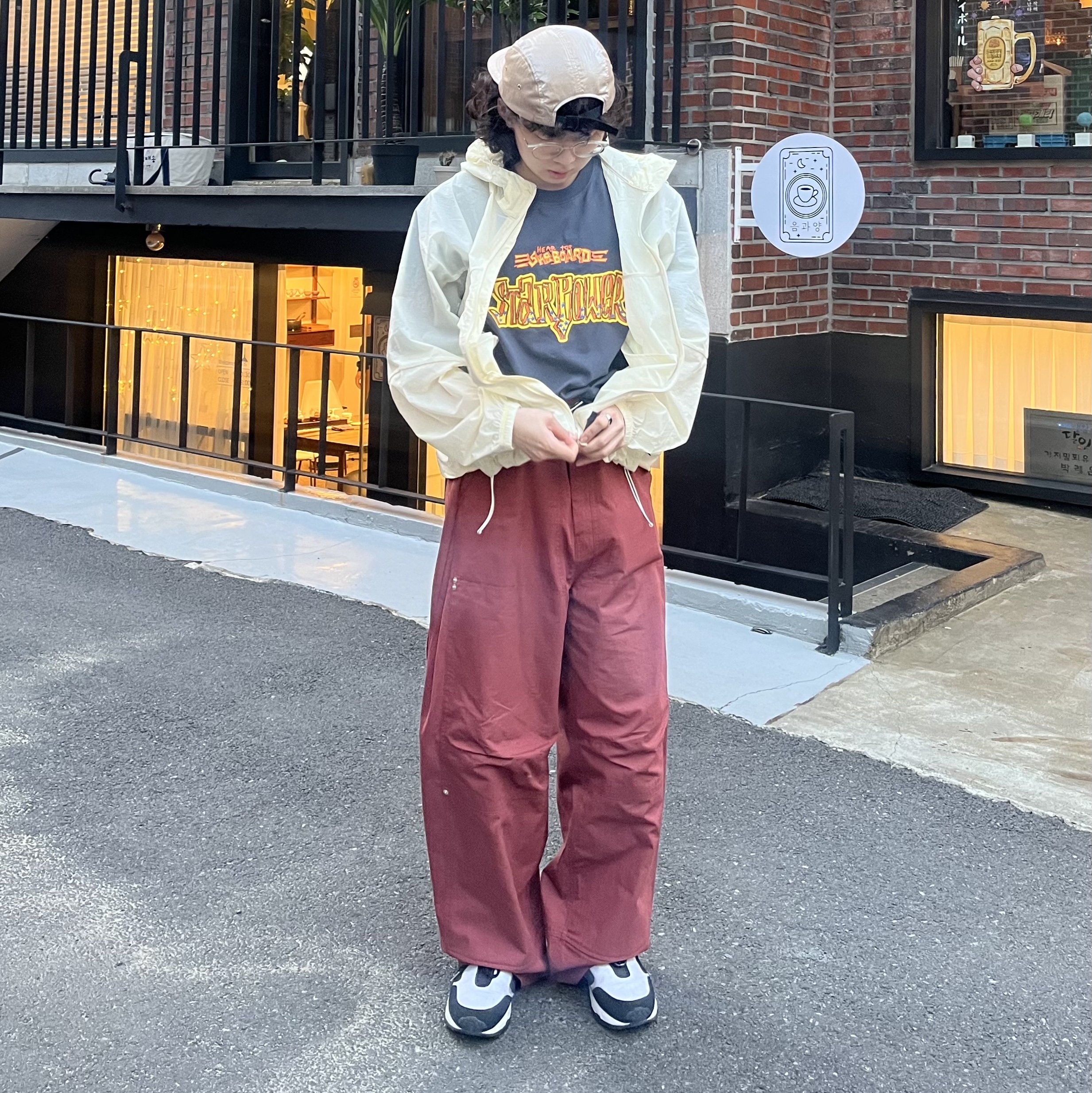 Nike x Comme des Garcons Homme Plus Air Max Sunder SP White Black 착용 스타일 - 4