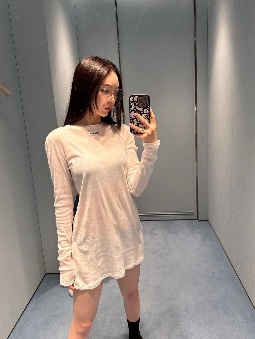 (W) Miu Miu Ribbed Knit Jersey Dress White 착용 스타일