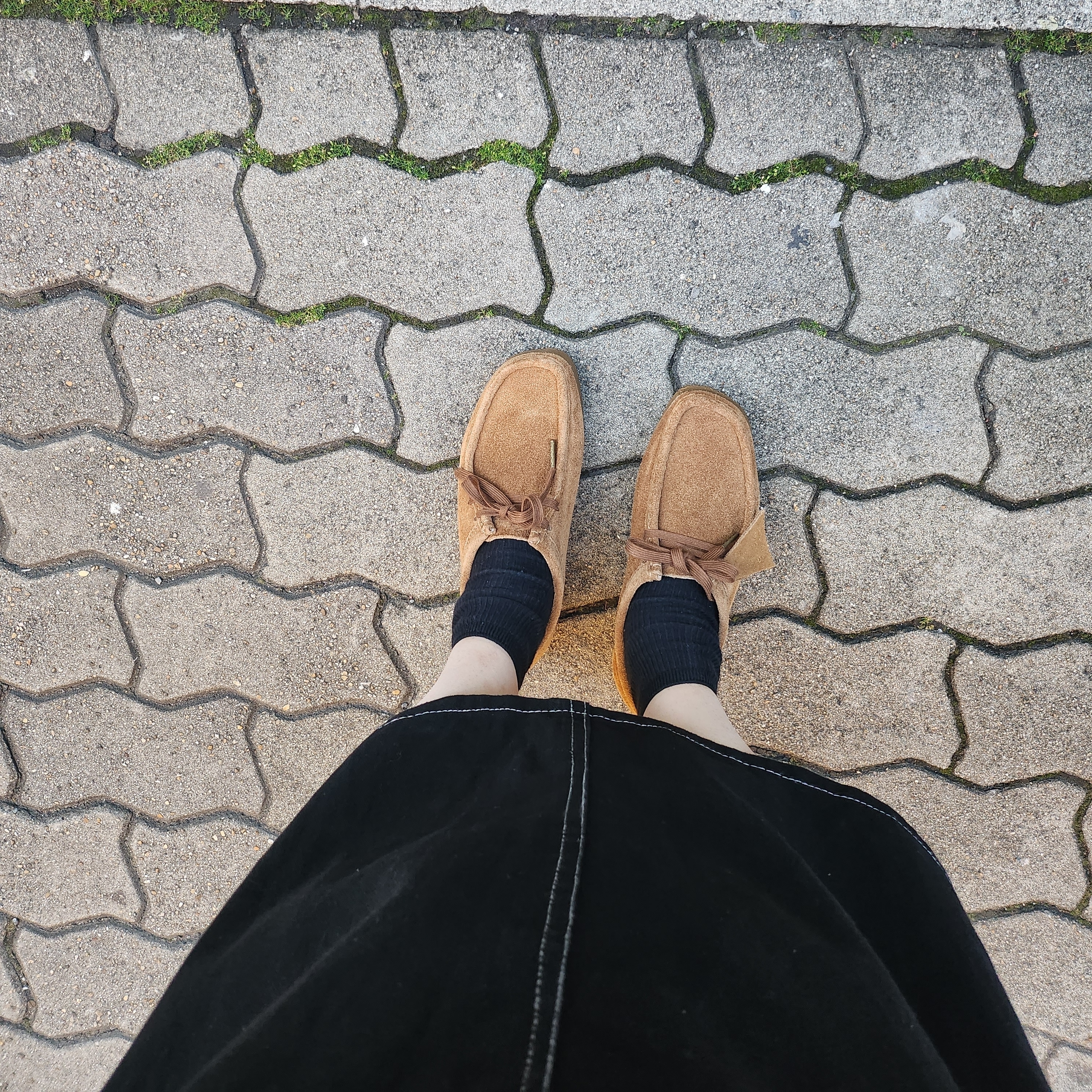 Clarks Wallabee Cola 착용 스타일