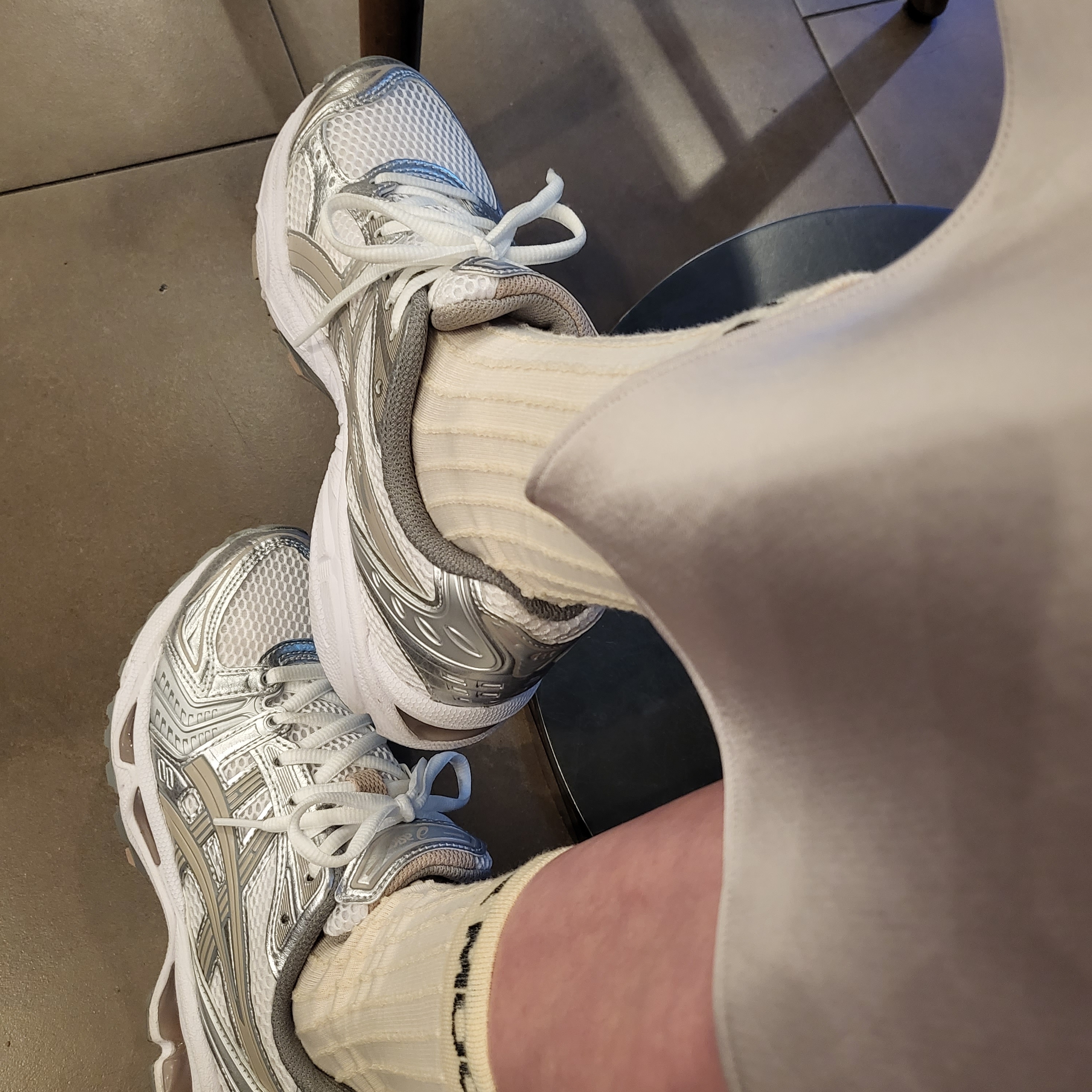 (W) Asics Gel-Kayano 14 White Moonrock 착용 스타일