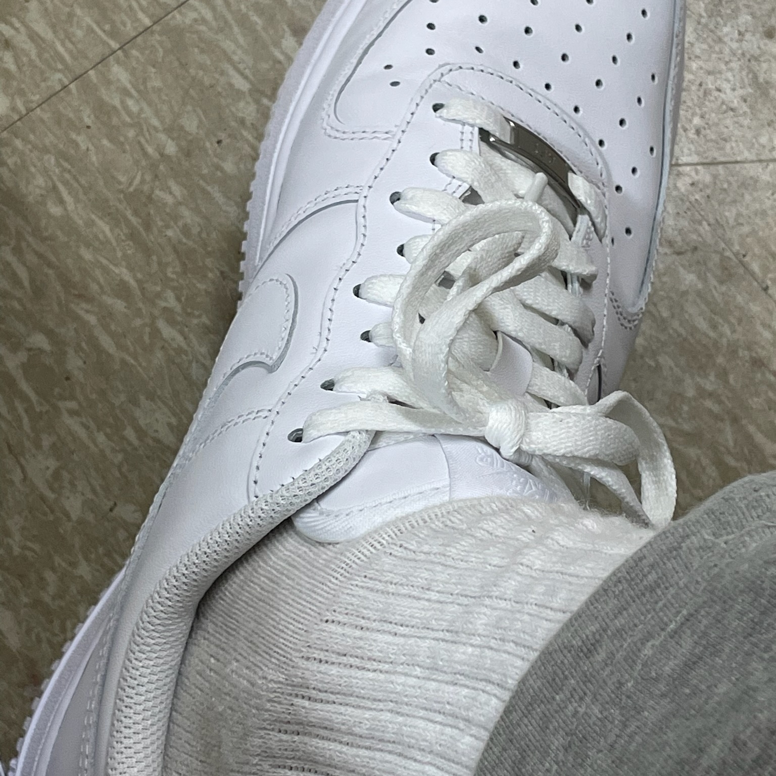 Nike Air Force 1 '07 Low White 착용 스타일