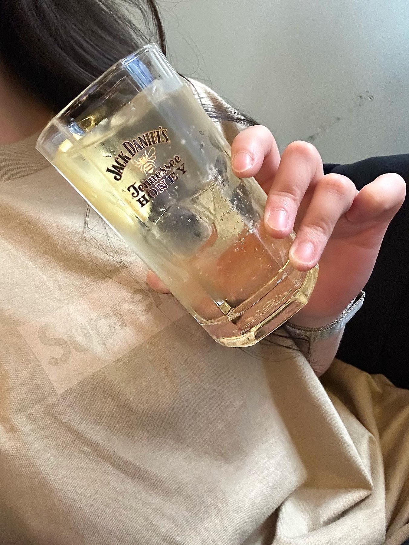 Supreme Tonal Box Logo T-Shirt Khaki - 23SS 착용 스타일