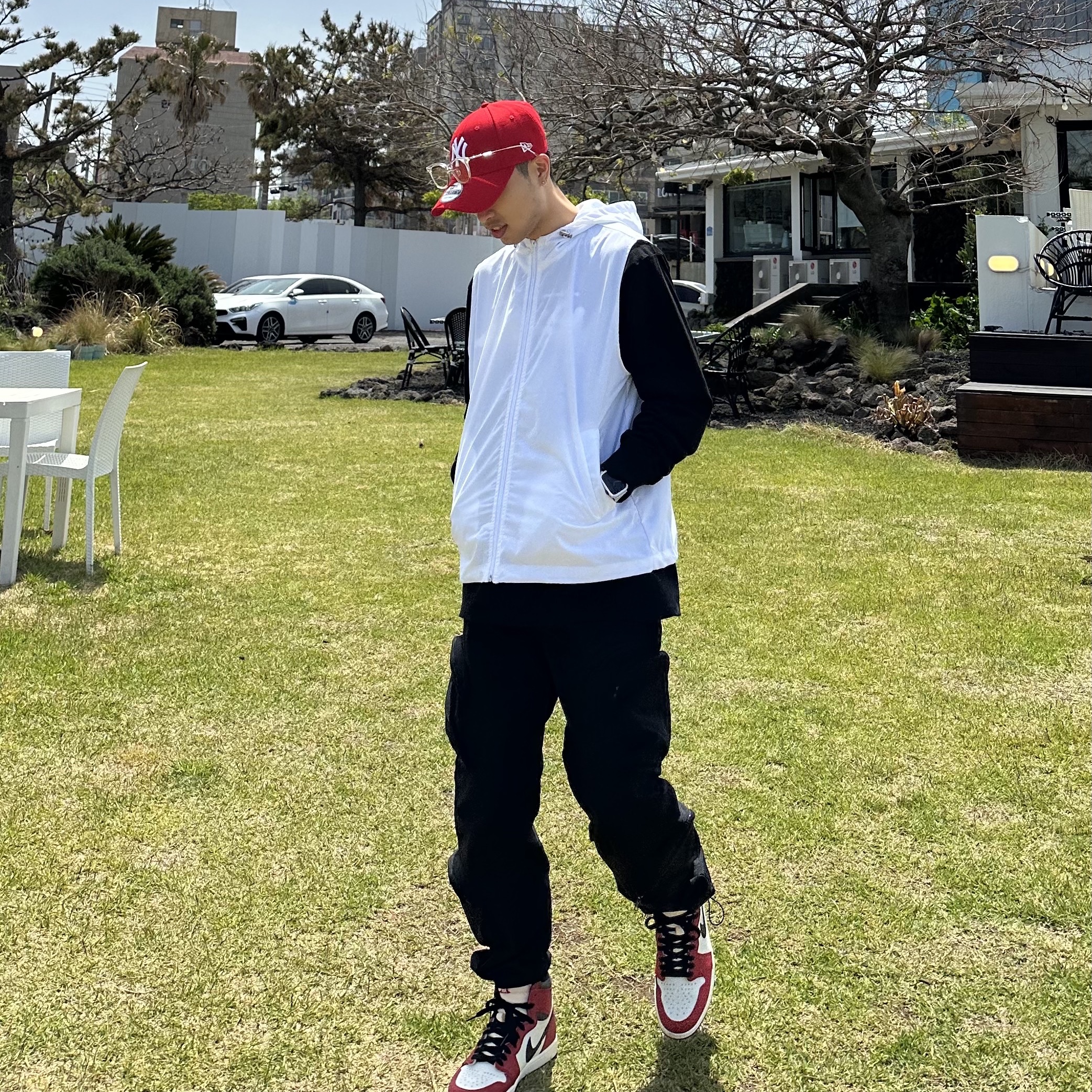 Jordan 1 Retro High OG Chicago 2022, Stussy World Tour LS T-Shirt Black 착용 스타일