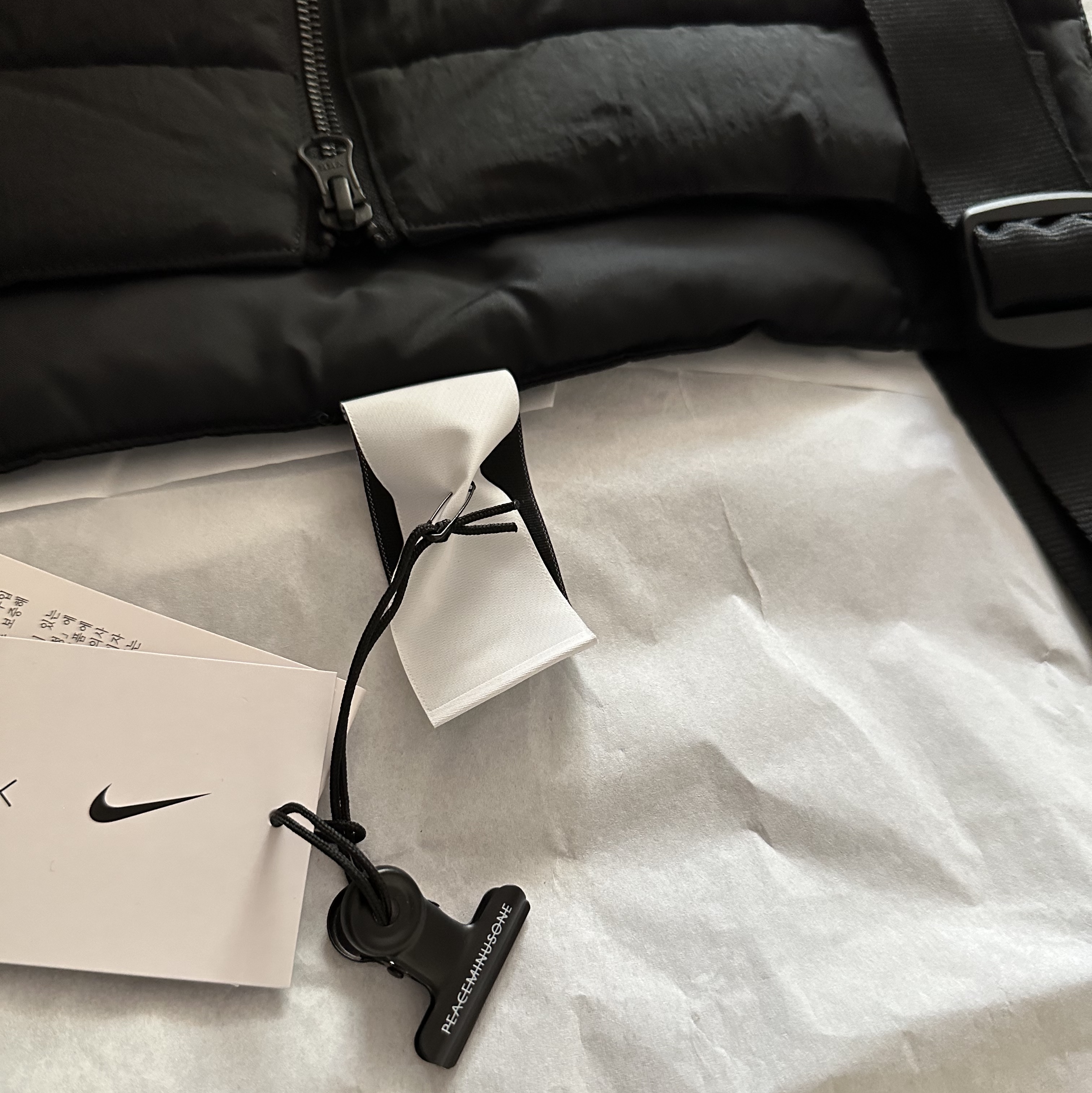 Nike x Peaceminusone 2+1 Jacket Black (DR0100-010) 착용 스타일 - 1