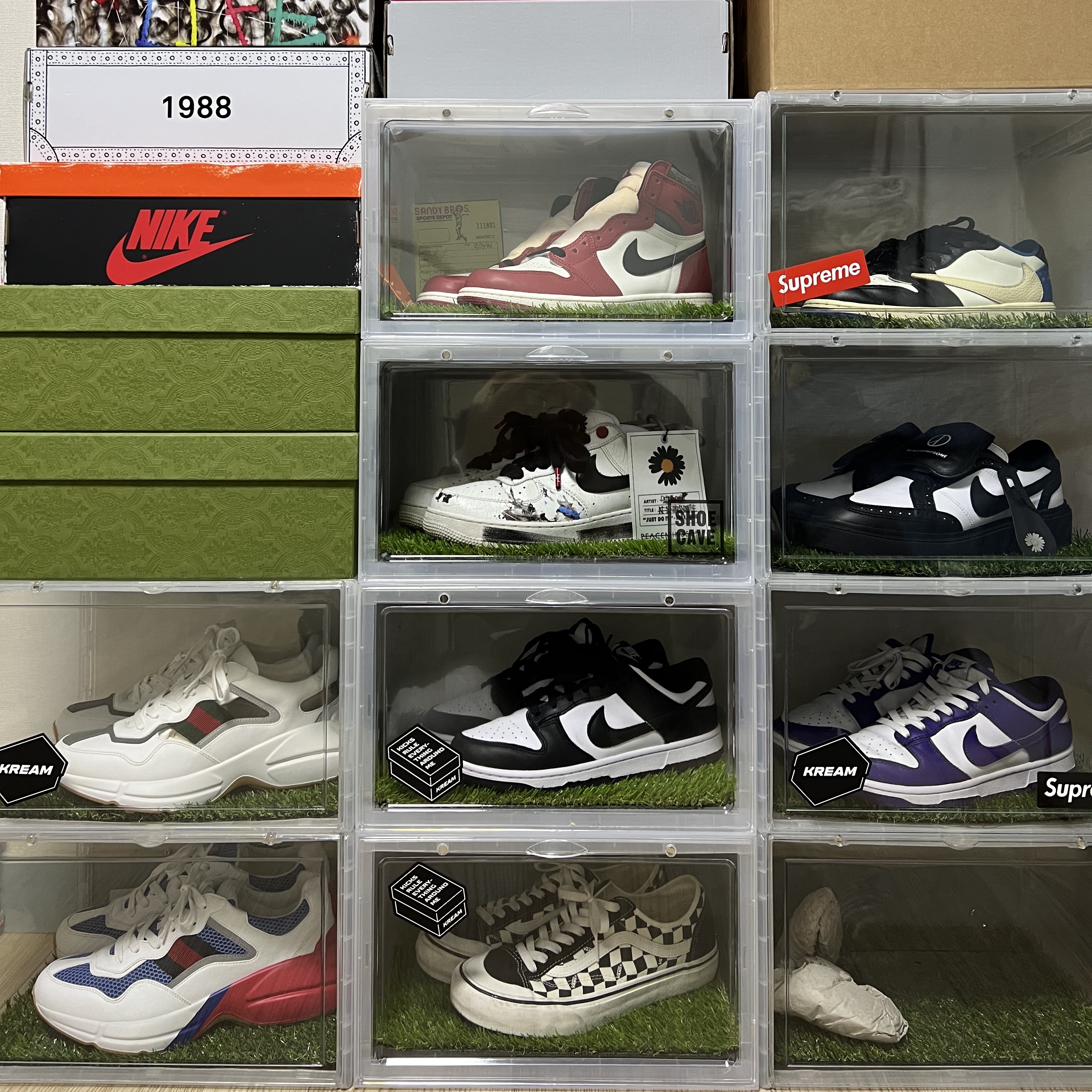Jordan 1 x Travis Scott x Fragment Retro Low OG SP Military Blue, Jordan 1 Retro High OG Chicago 2022 착용 스타일
