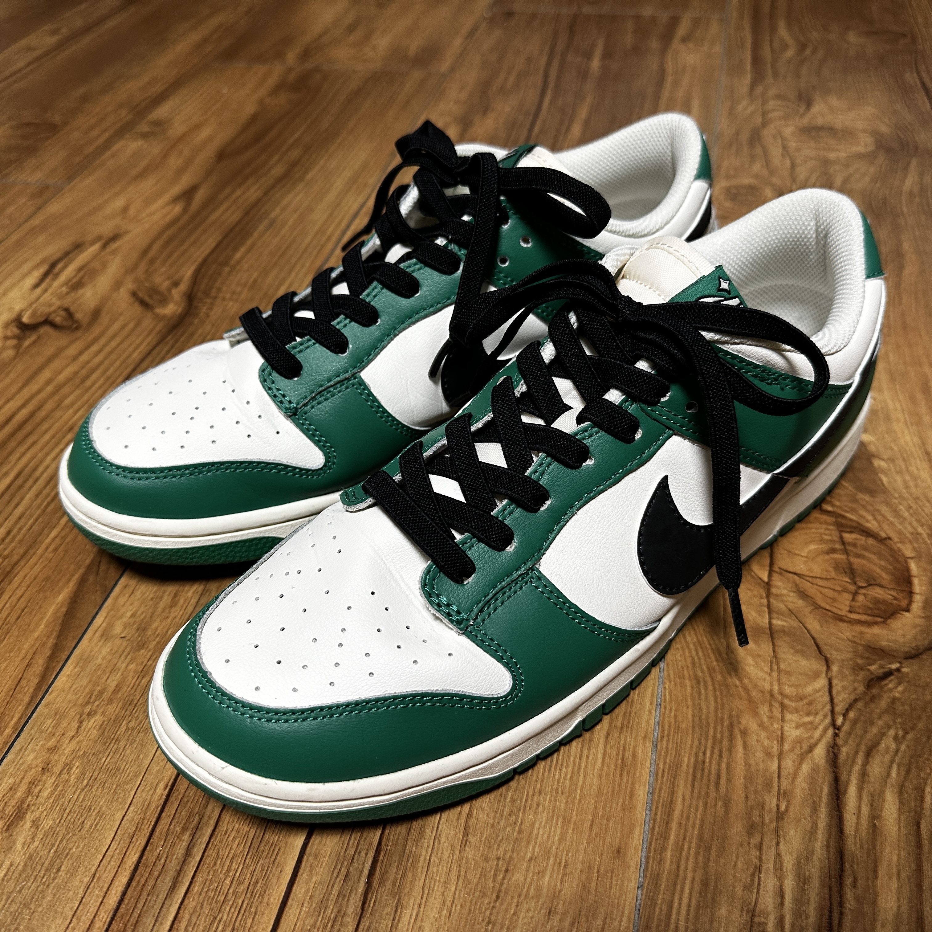 Nike Dunk Low Retro SE Jackpot Malachite 착용 스타일