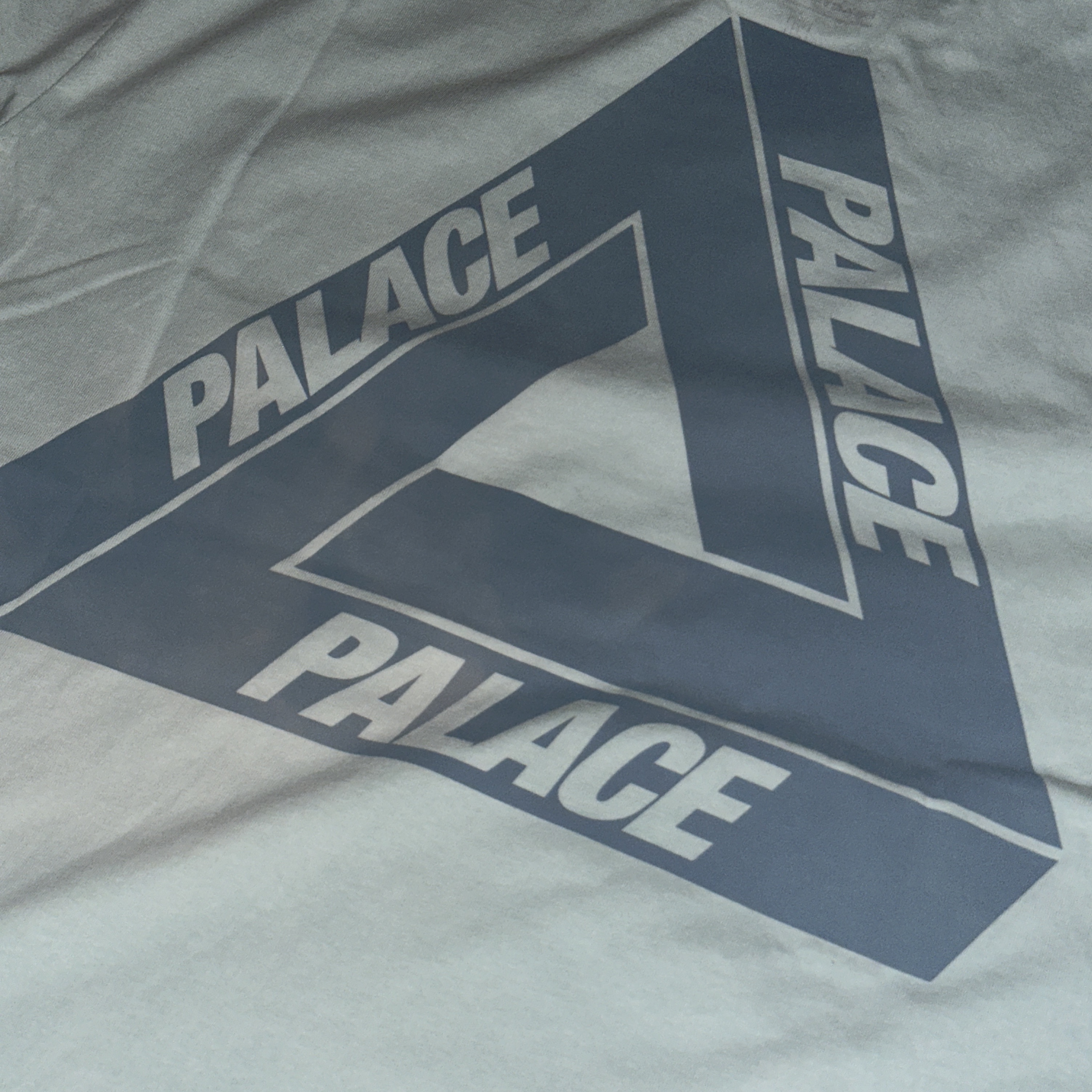 Palace Reacto Tri-Ferg T-Shirt Green - 23SS 착용 스타일