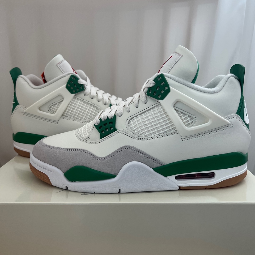 Jordan 4 x Nike SB Retro SP Pine Green 착용 스타일 - 3
