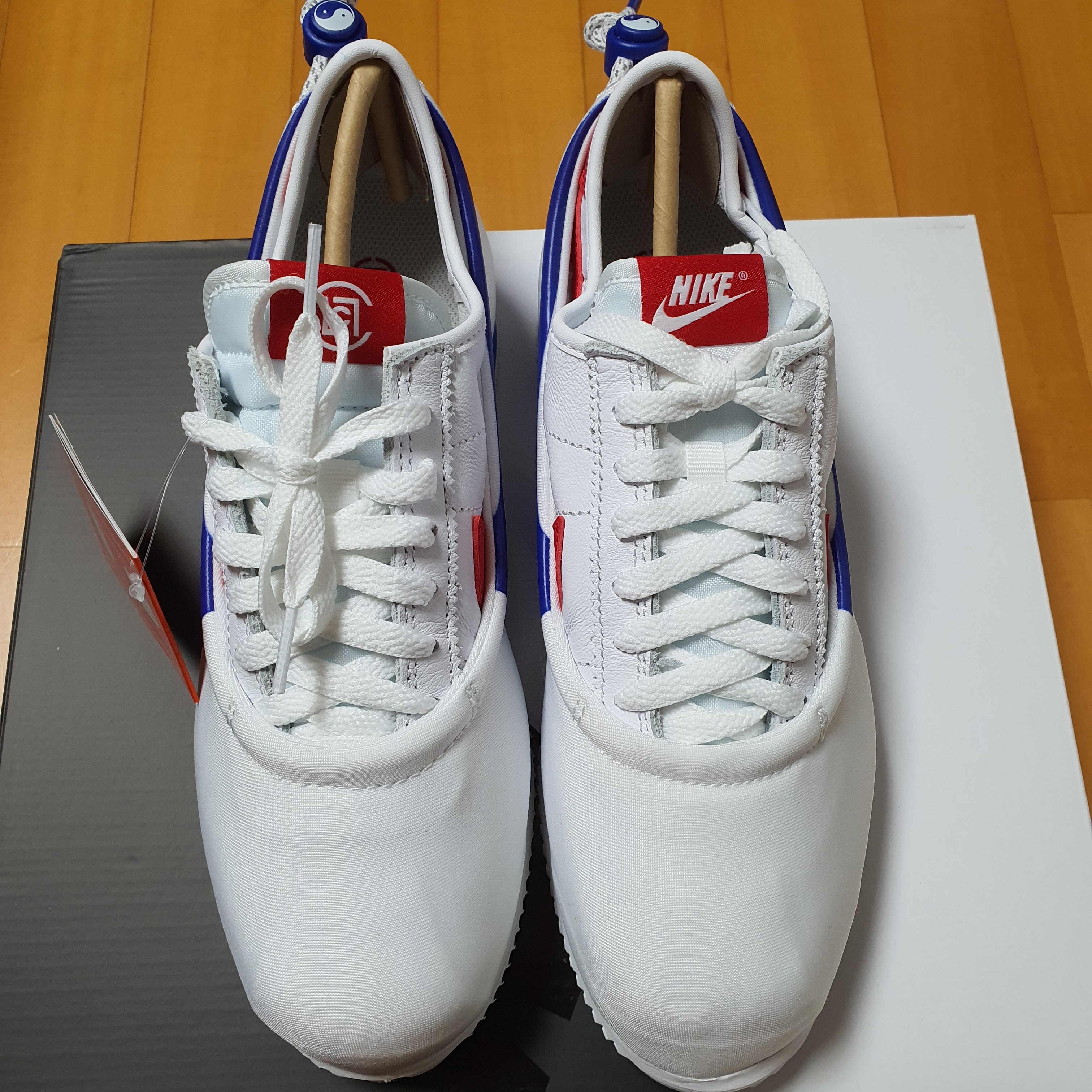 Nike x Clot Cortez SP White and Game Royal 착용 스타일 - 1