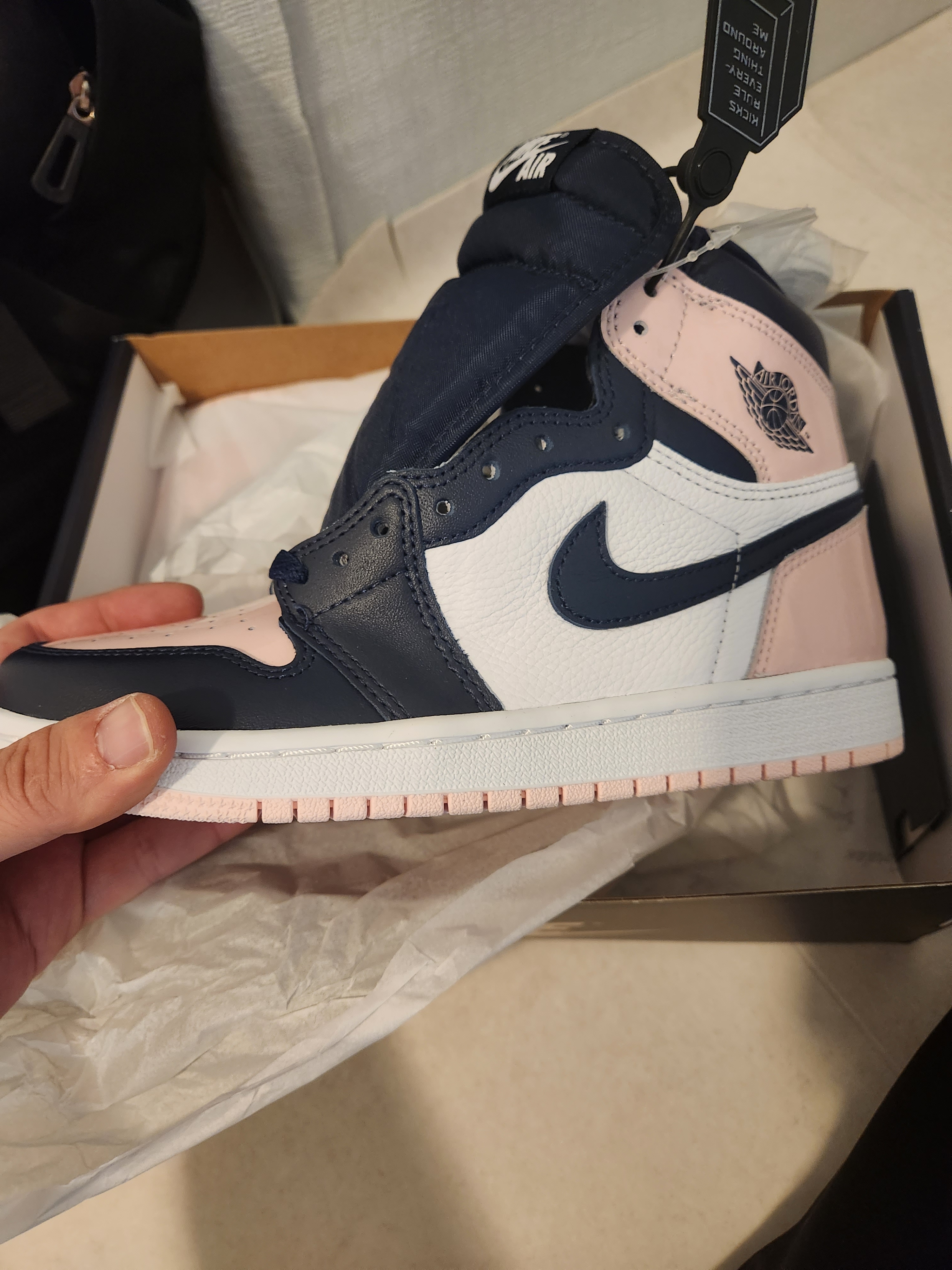 (W) Jordan 1 Retro High OG Atmosphere 착용 스타일