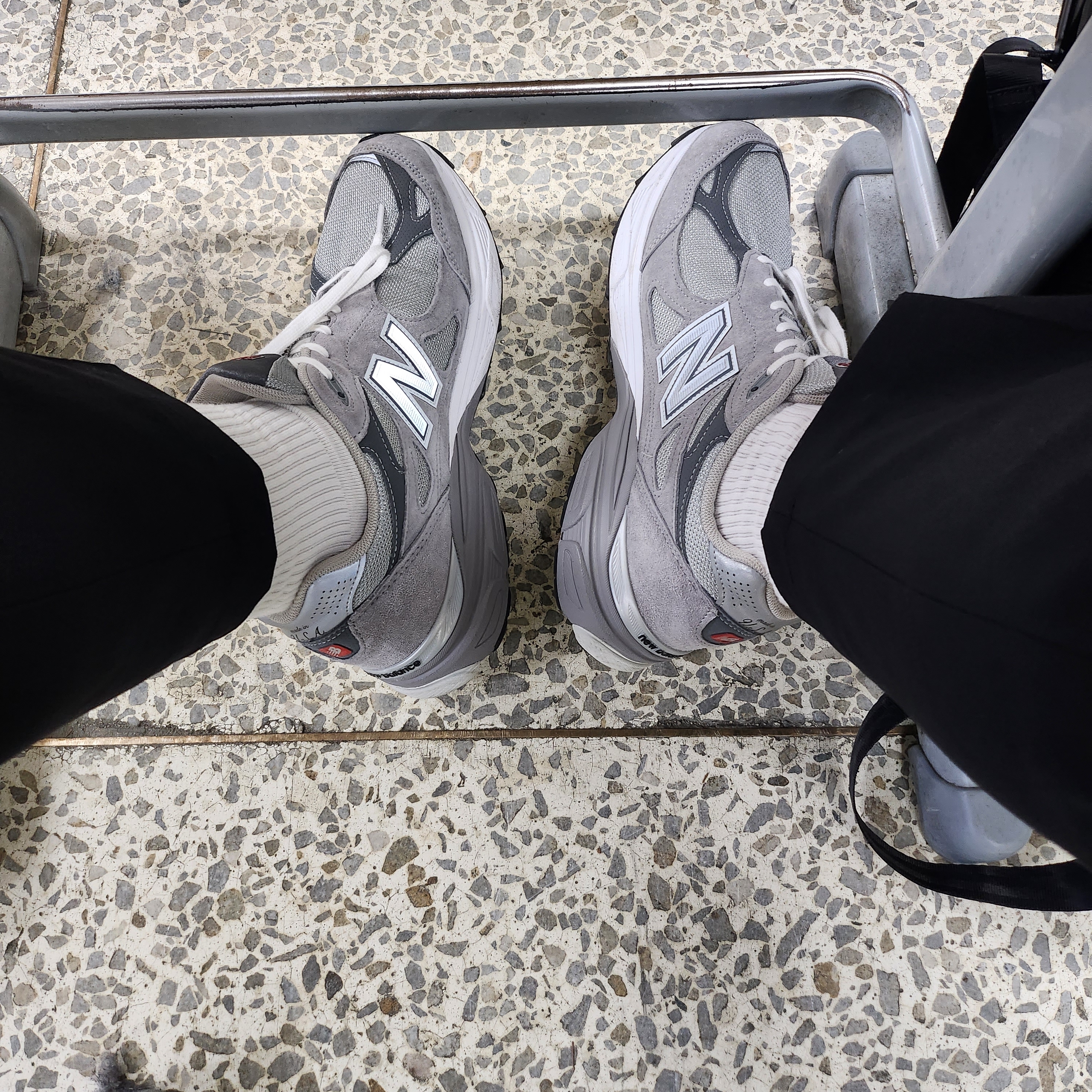 New Balance 990v3 Made in USA Grey - D Standard 착용 스타일 - 1