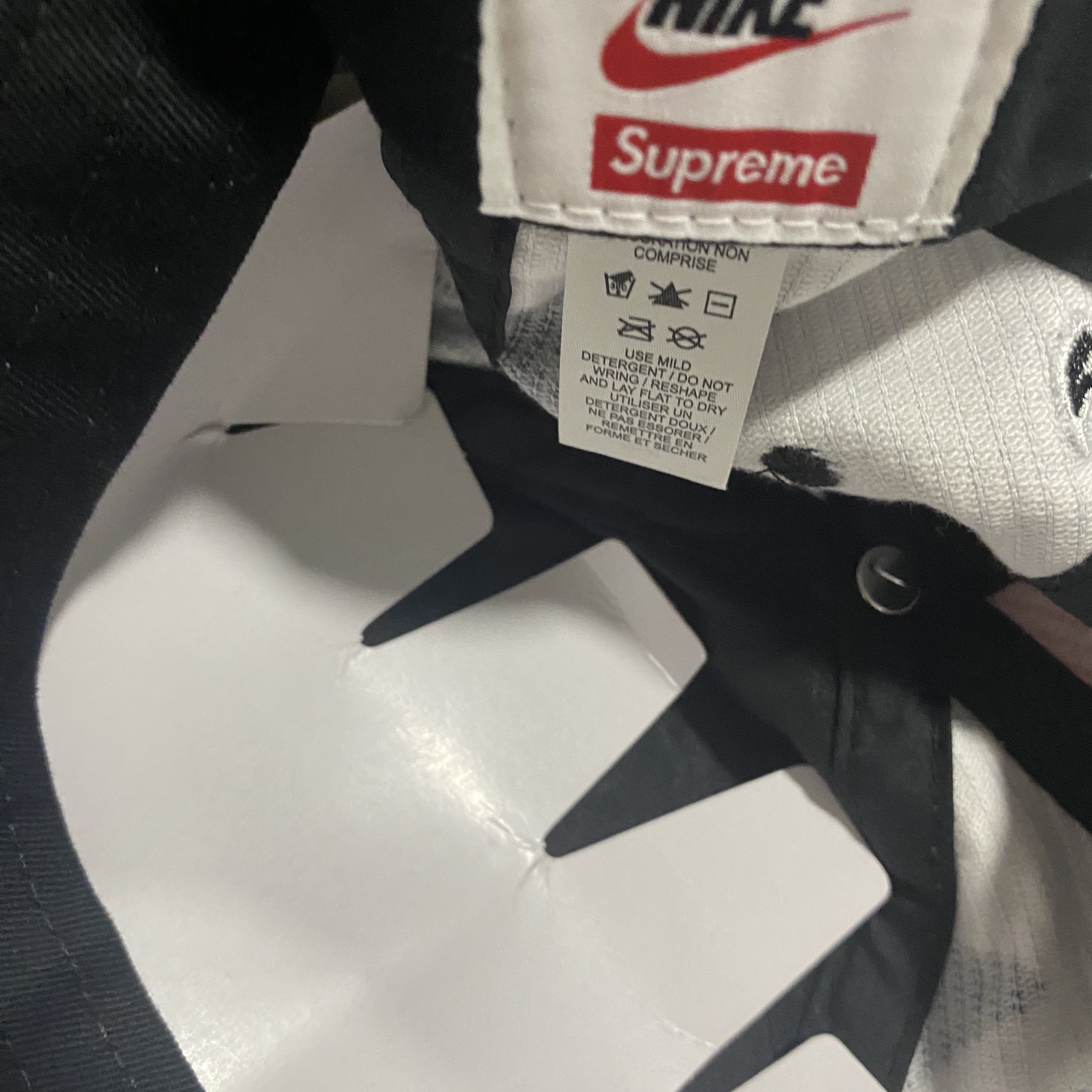 Supreme x Nike Arc Corduroy 6-Panel Red Camo - 22SS 착용 스타일 - 3