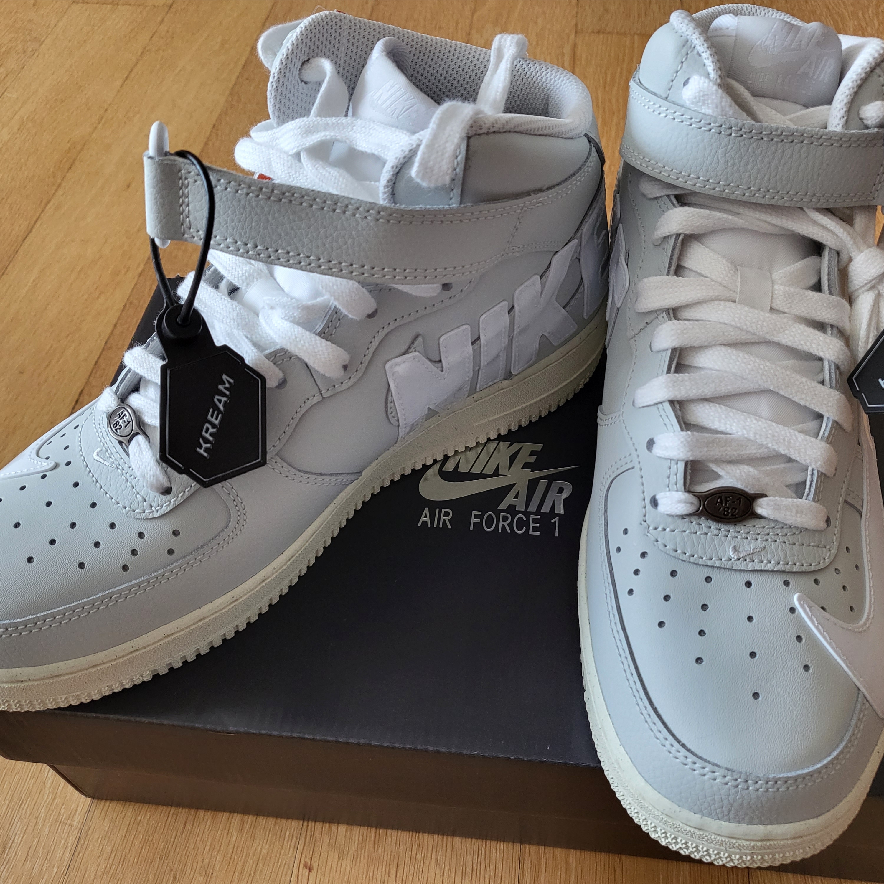Nike Air Force 1 Mid '07 Premium Copy and Paste 착용 스타일