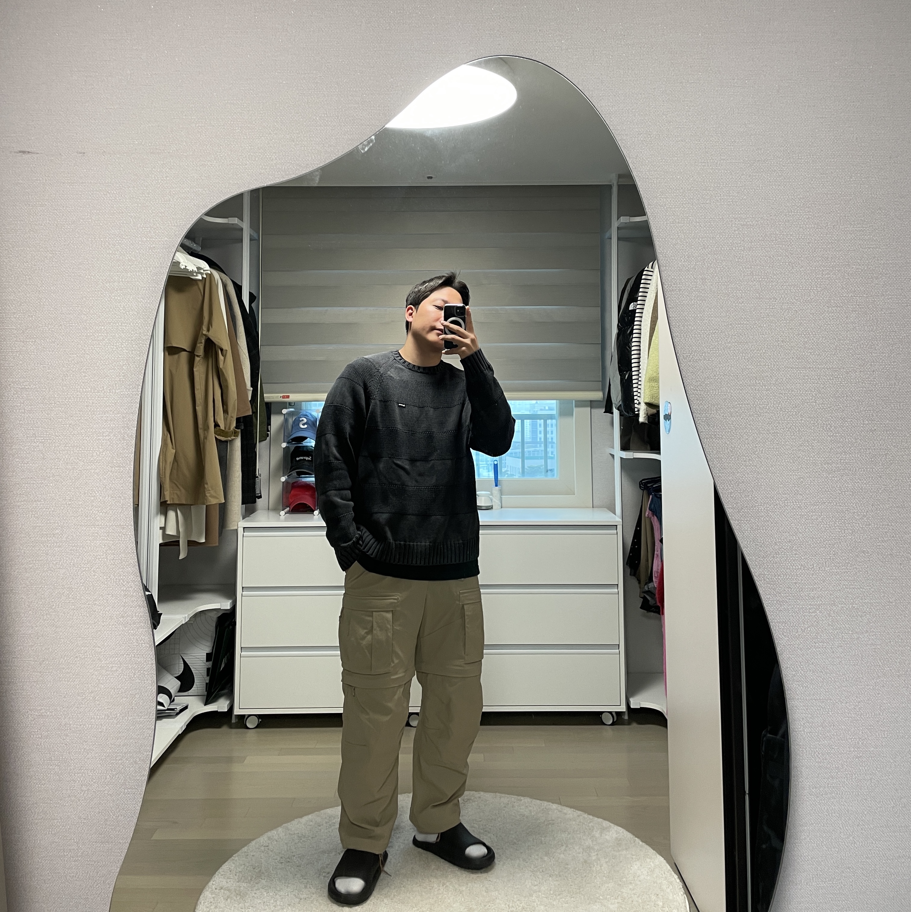 Supreme Small Box Stripe Sweater Black - 23SS, Nike ACG Smith Summit Pants Khaki - Asia 착용 스타일 - 1