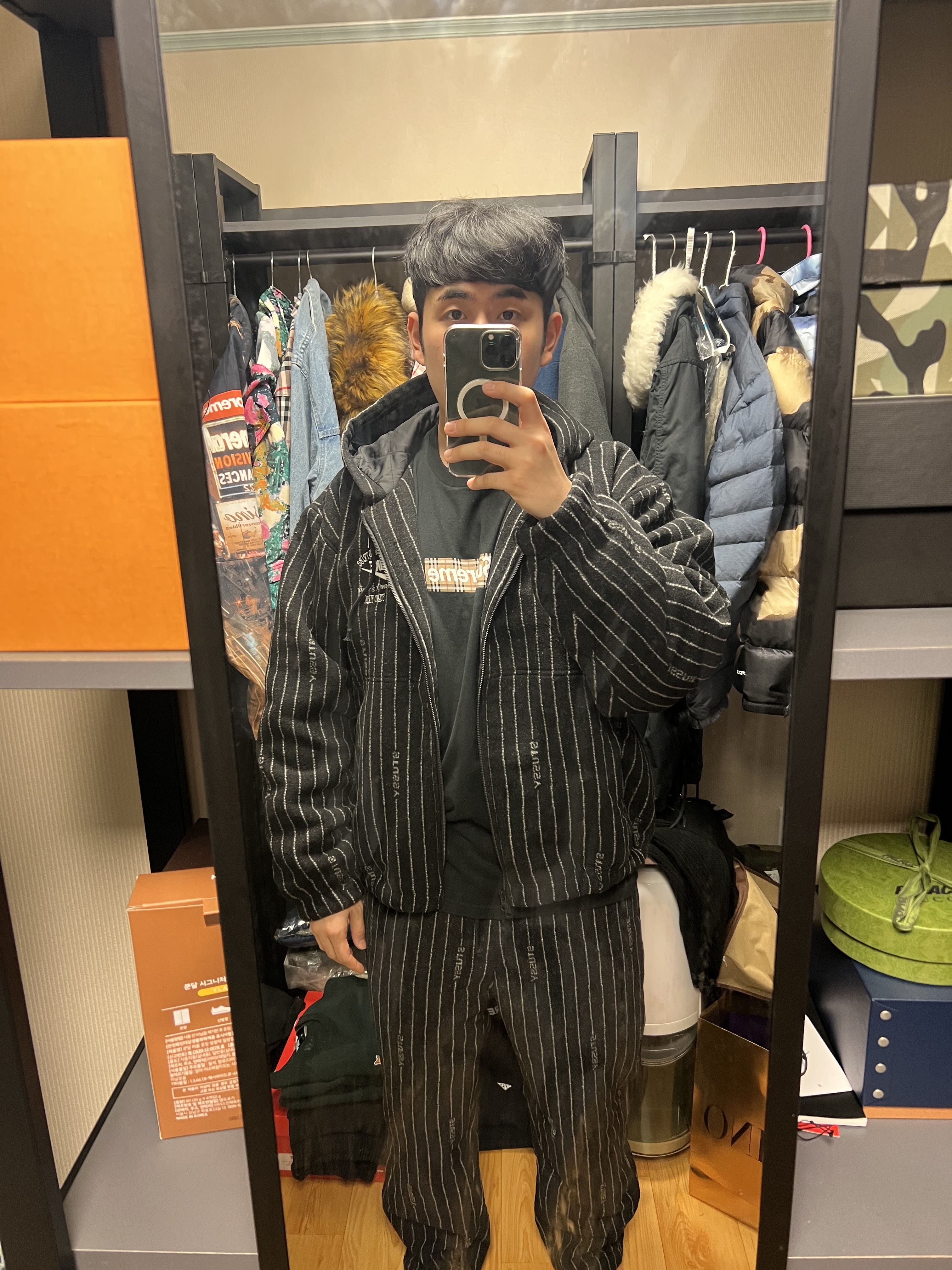Nike x Stussy NRG Striped Wool Jacket Black (DR4023-010), Nike x Stussy NRG Striped Wool Pants Black (DR4021-010) 착용 스타일