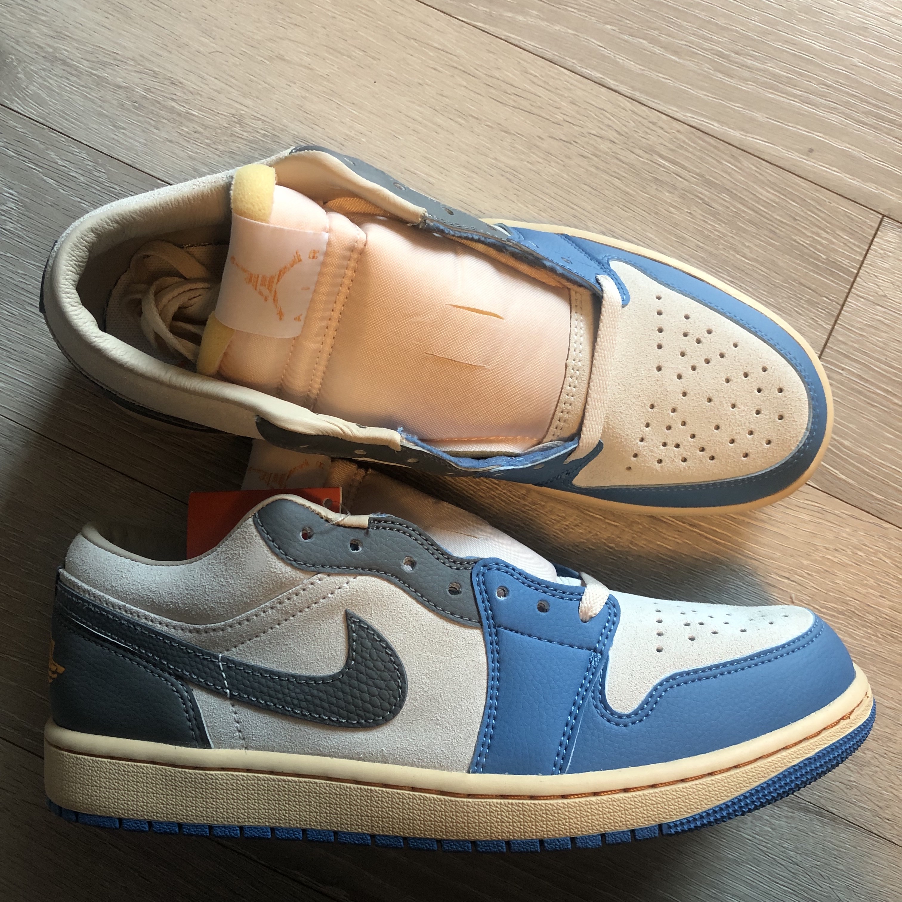 Jordan 1 Low SE Tokyo 96 착용 스타일