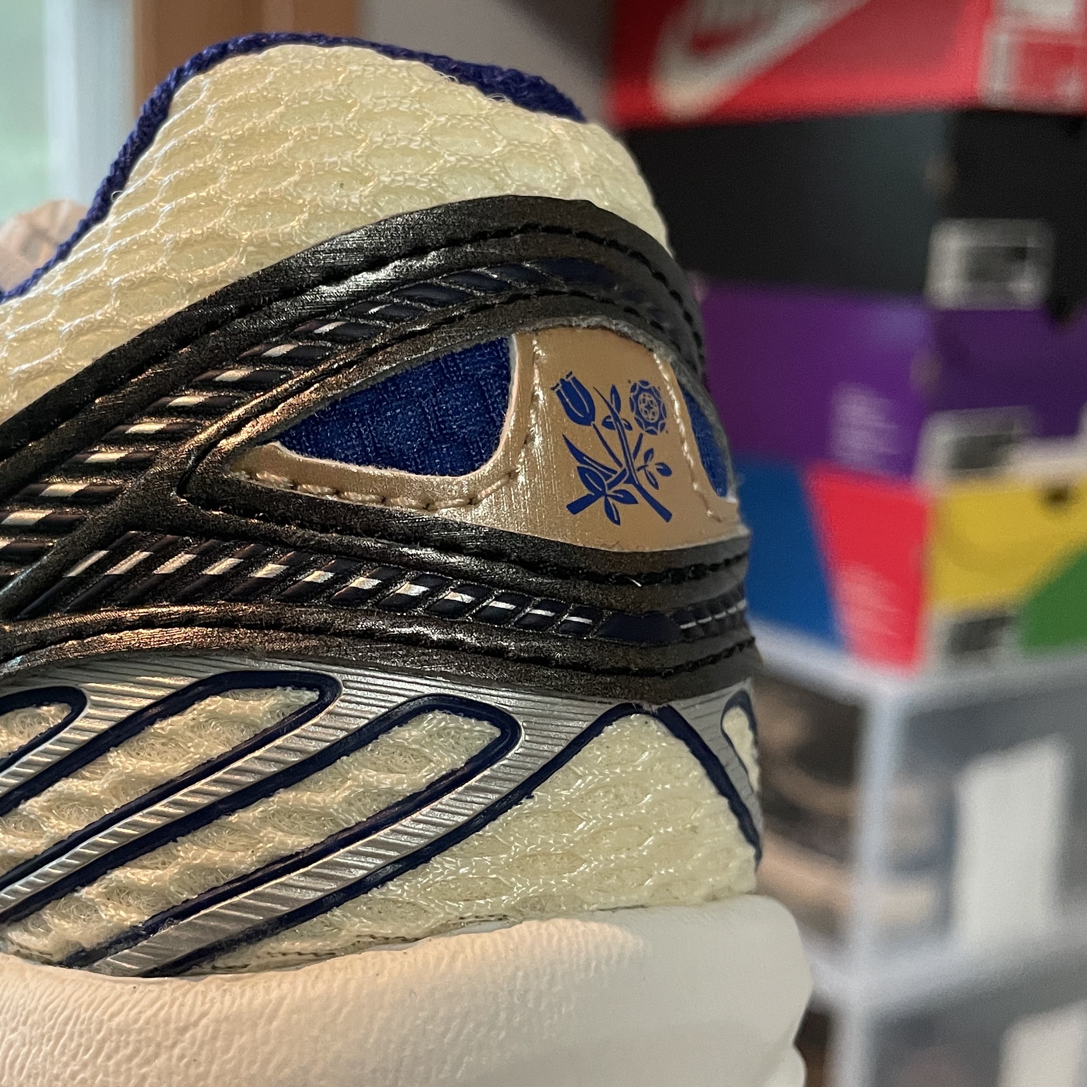 New Balance x Aime Leon Dore 860v2 Blue 착용 스타일 - 3