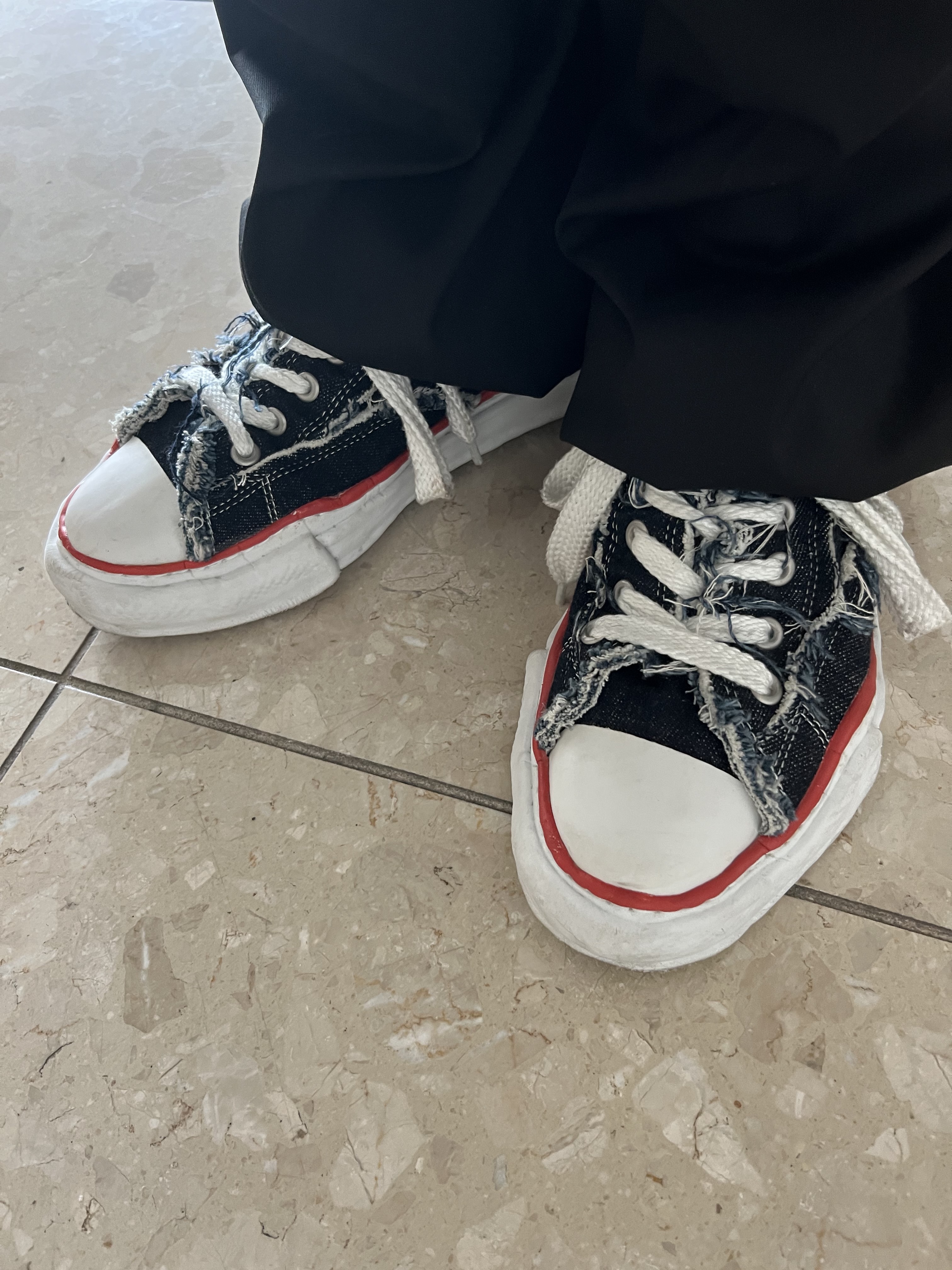Maison Mihara Yasuhiro x Nigel Cabourn Low Cut Sneakers One Wash 12oz Denim 착용 스타일 - 2
