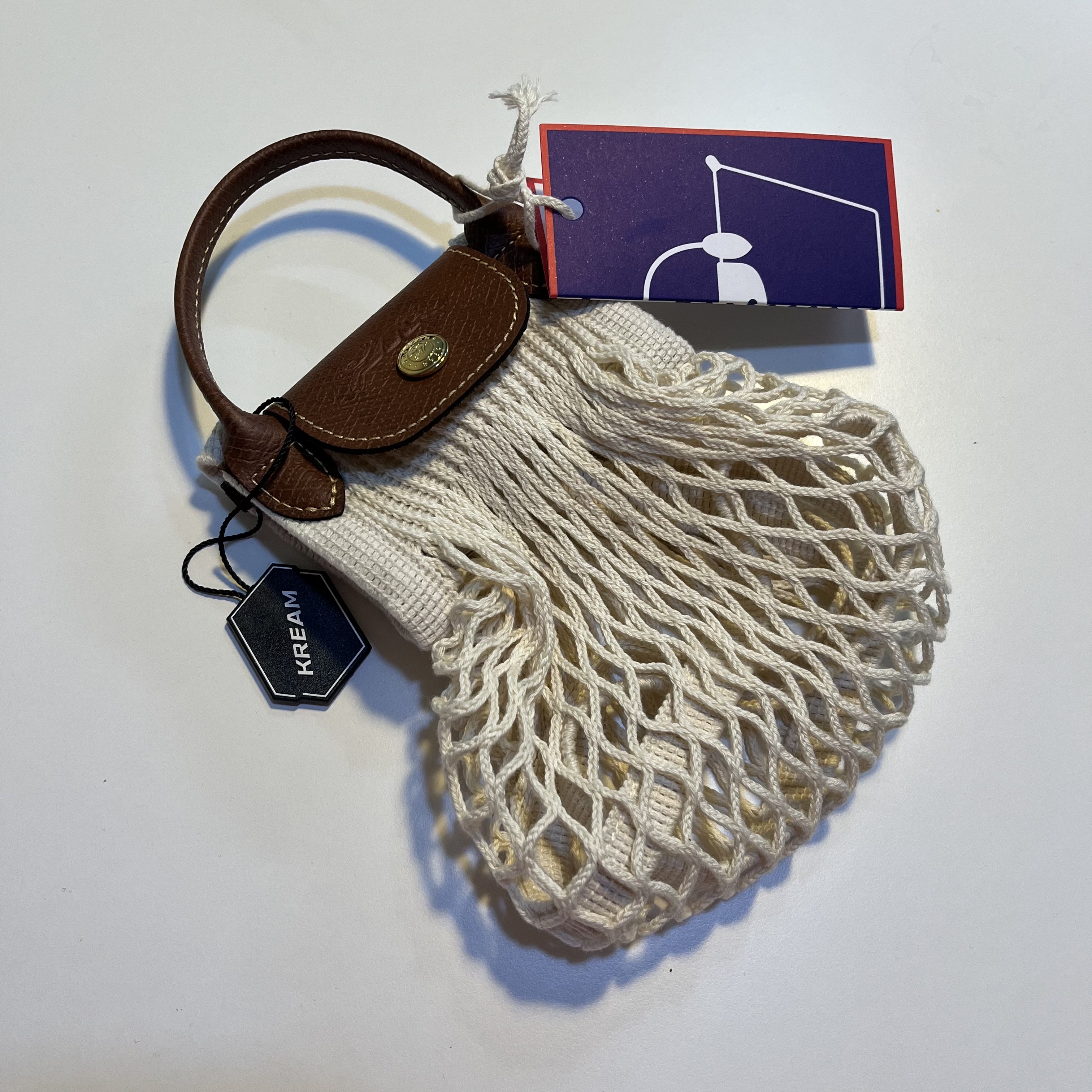 Longchamp Le Pliage Filet Crossbody Bag XS Ecru 착용 스타일