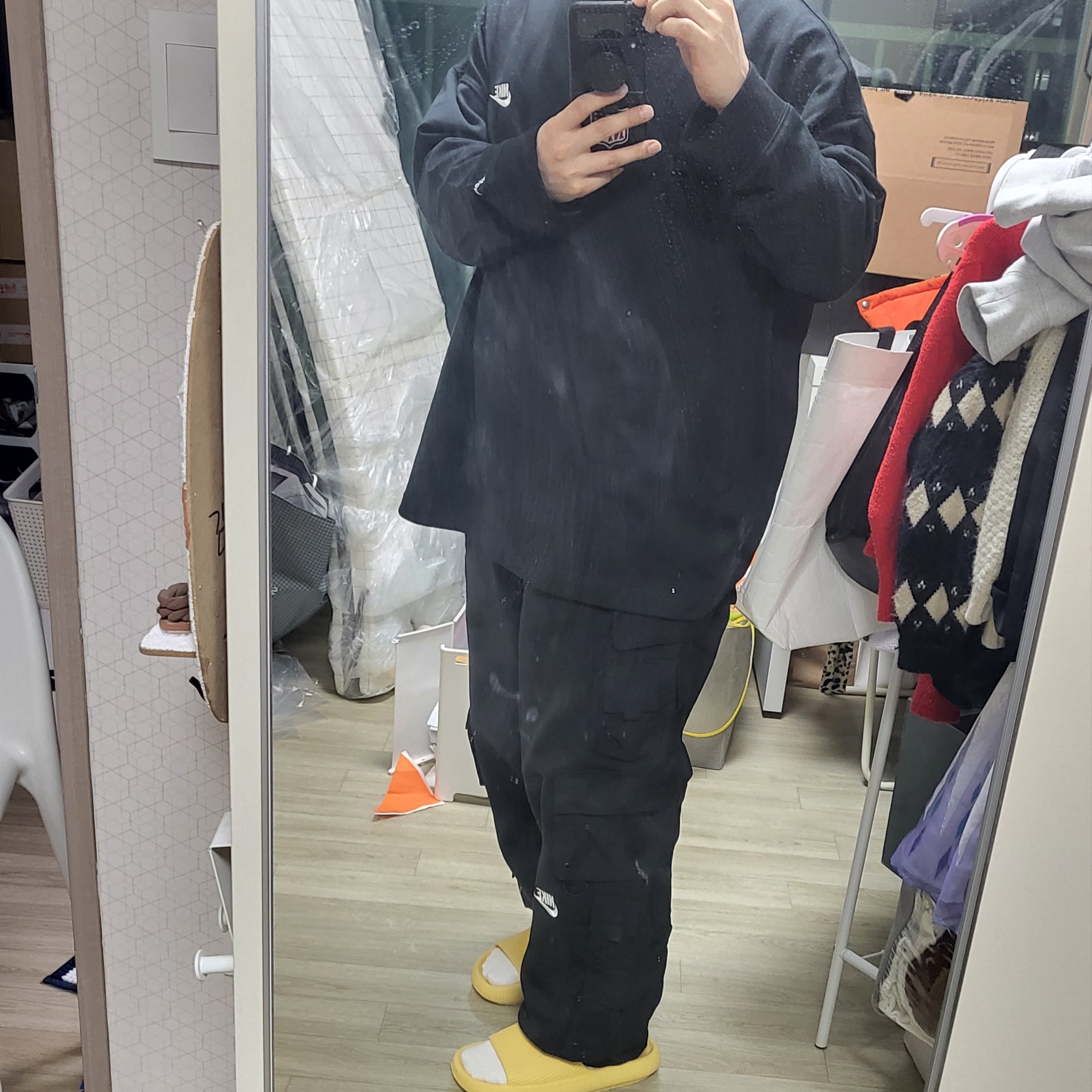 Nike x Peaceminusone Wide Pants Black (DR0096-010), Nike x Peaceminusone LS T-Shirt Black (DR0098-010) 착용 스타일 - 2