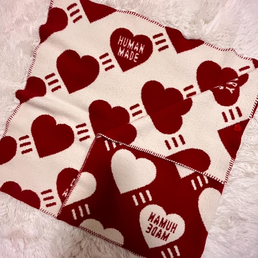 Human Made Cozy Blanket White 착용 스타일 - 2
