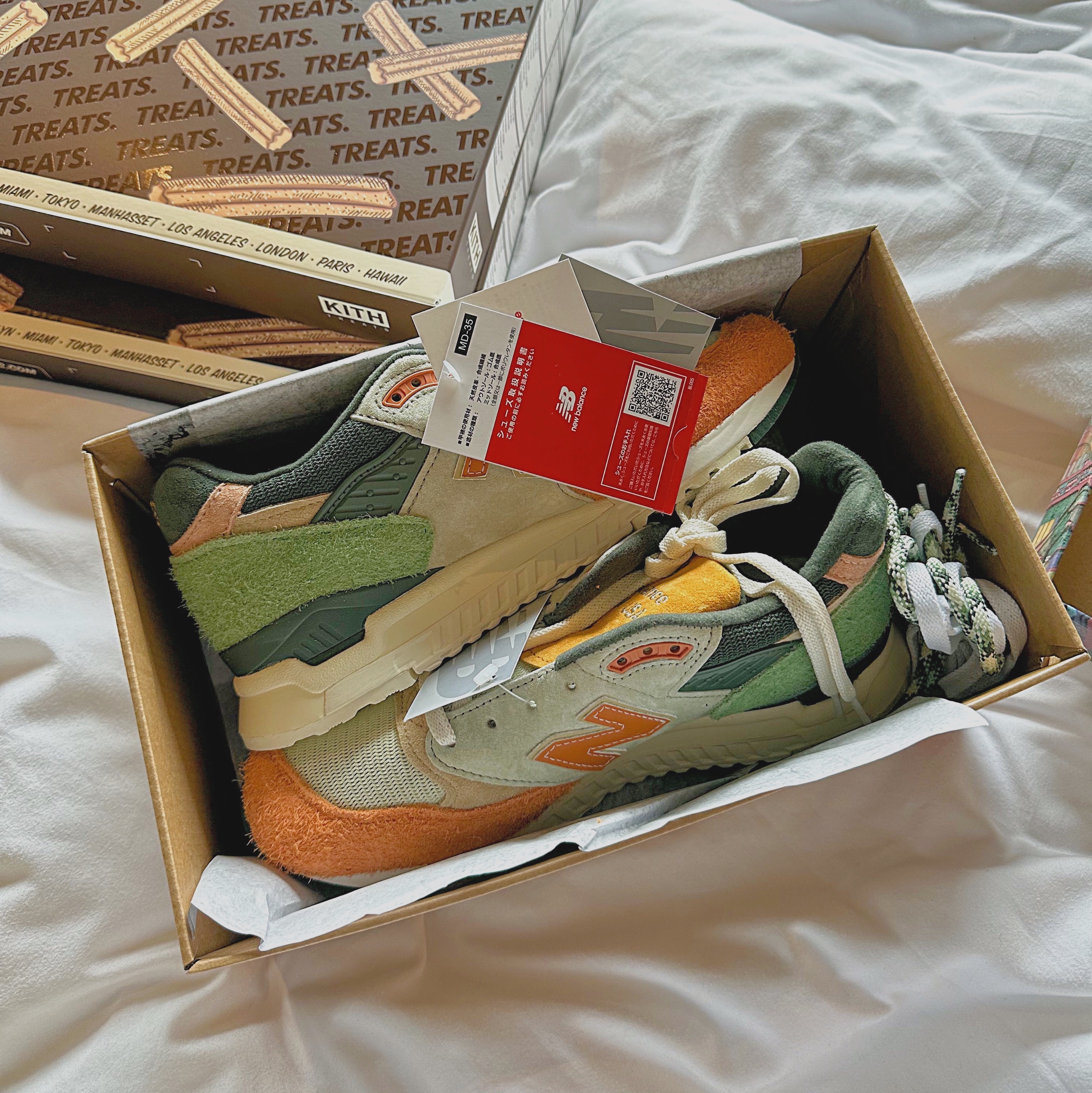 New Balance x Ronnie Fieg x Frank Lloyd 998 Broadacre City Aloe Wash 착용 스타일