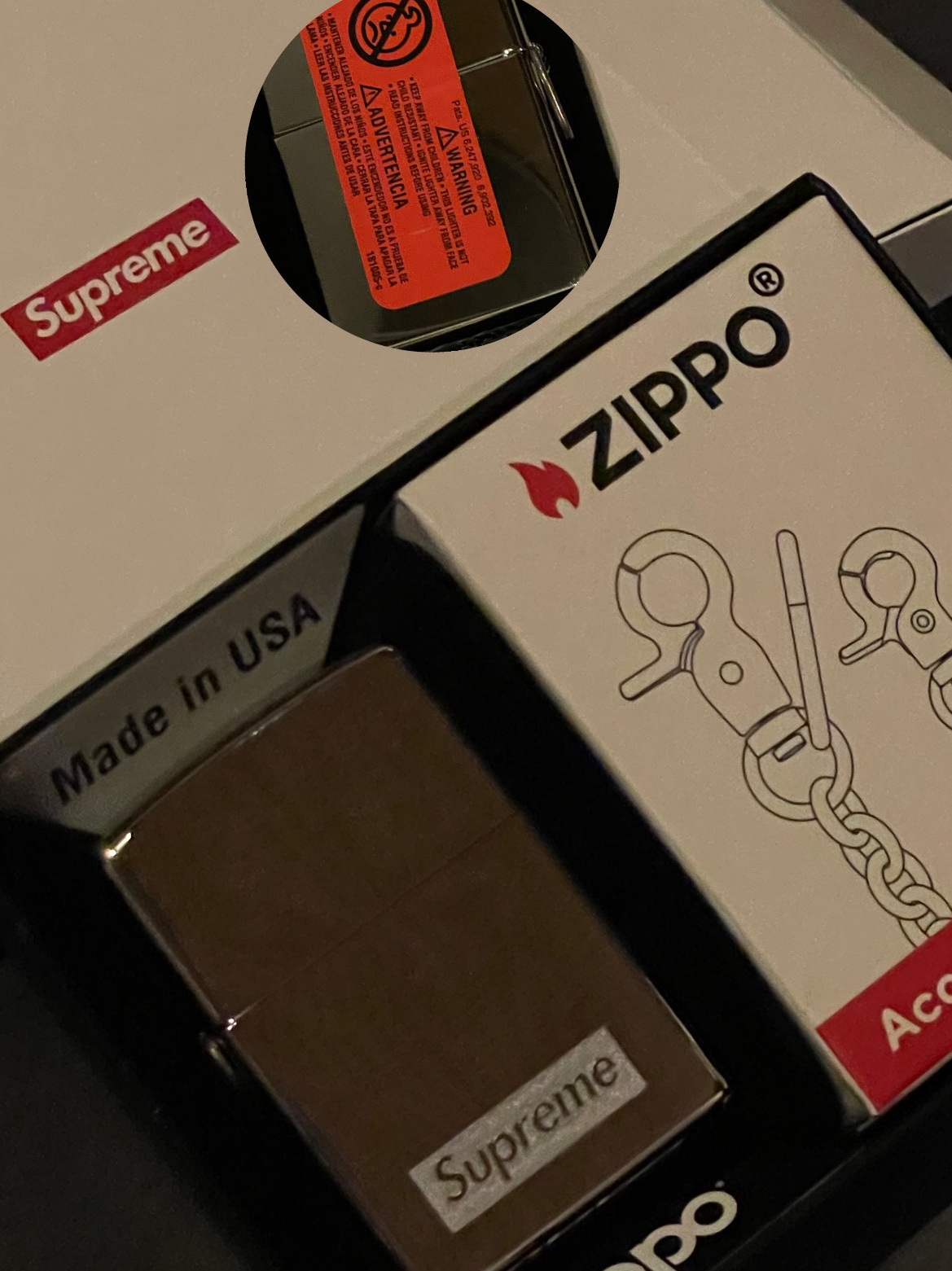 Supreme Chain Zippo Silver - 23SS 착용 스타일 - 2