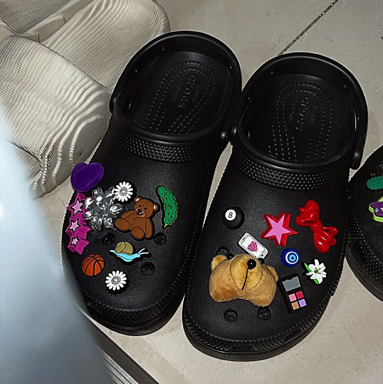 (W) Crocs Classic Platform Clog Black 착용 스타일