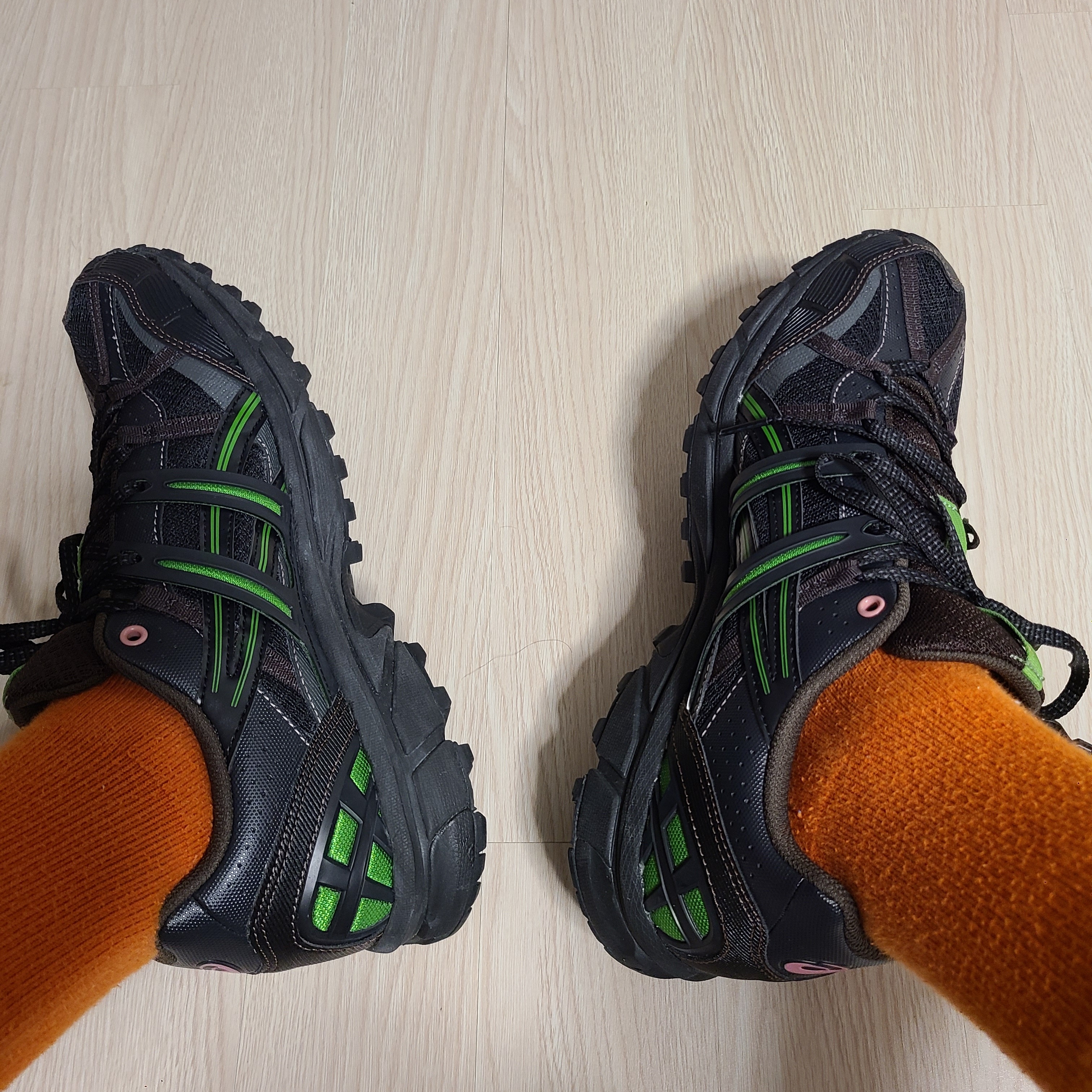 Asics x Andersson Bell Gel-Sonoma 15-50 Black Green 착용 스타일