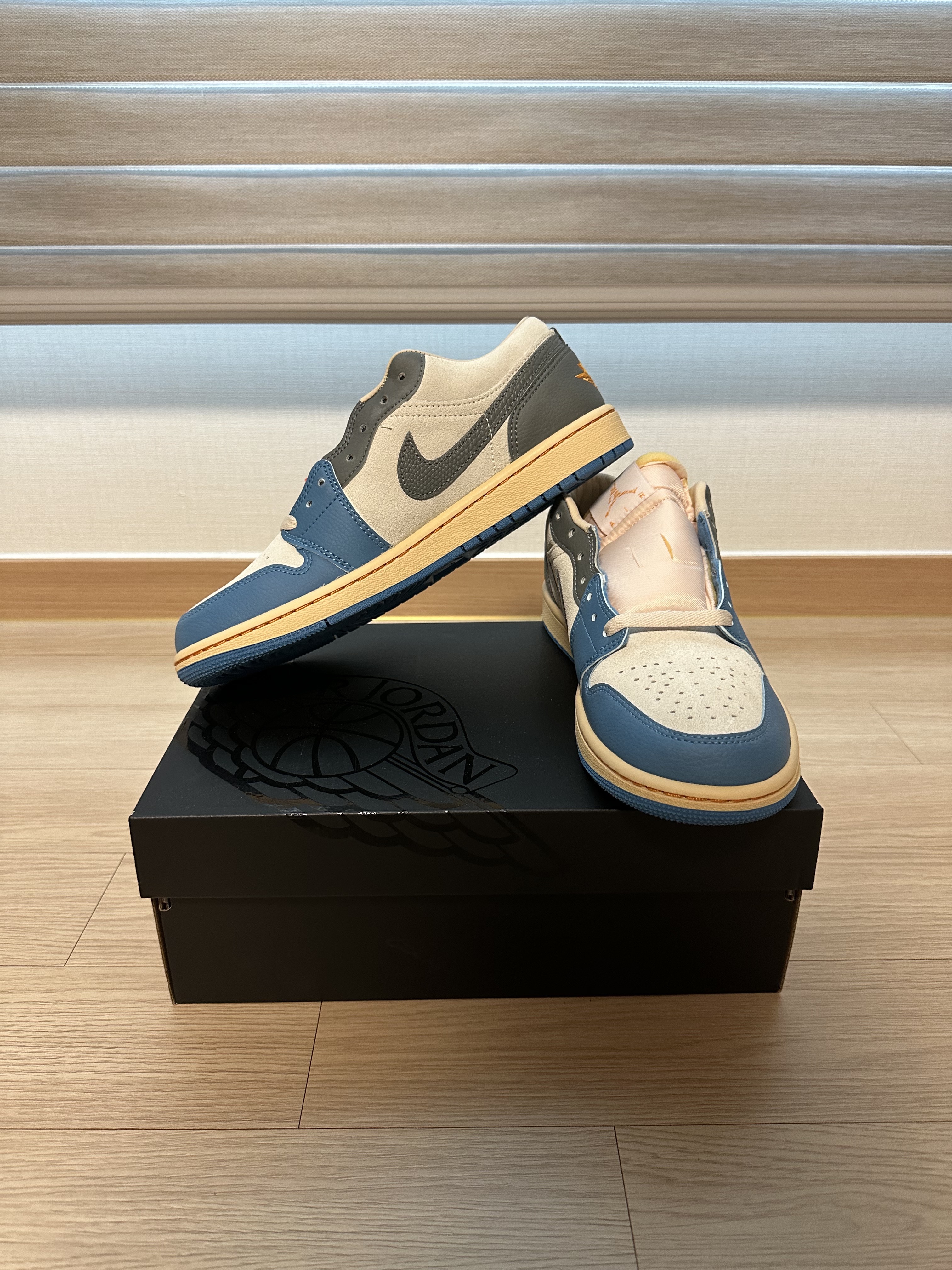 Jordan 1 Low SE Tokyo 96 착용 스타일