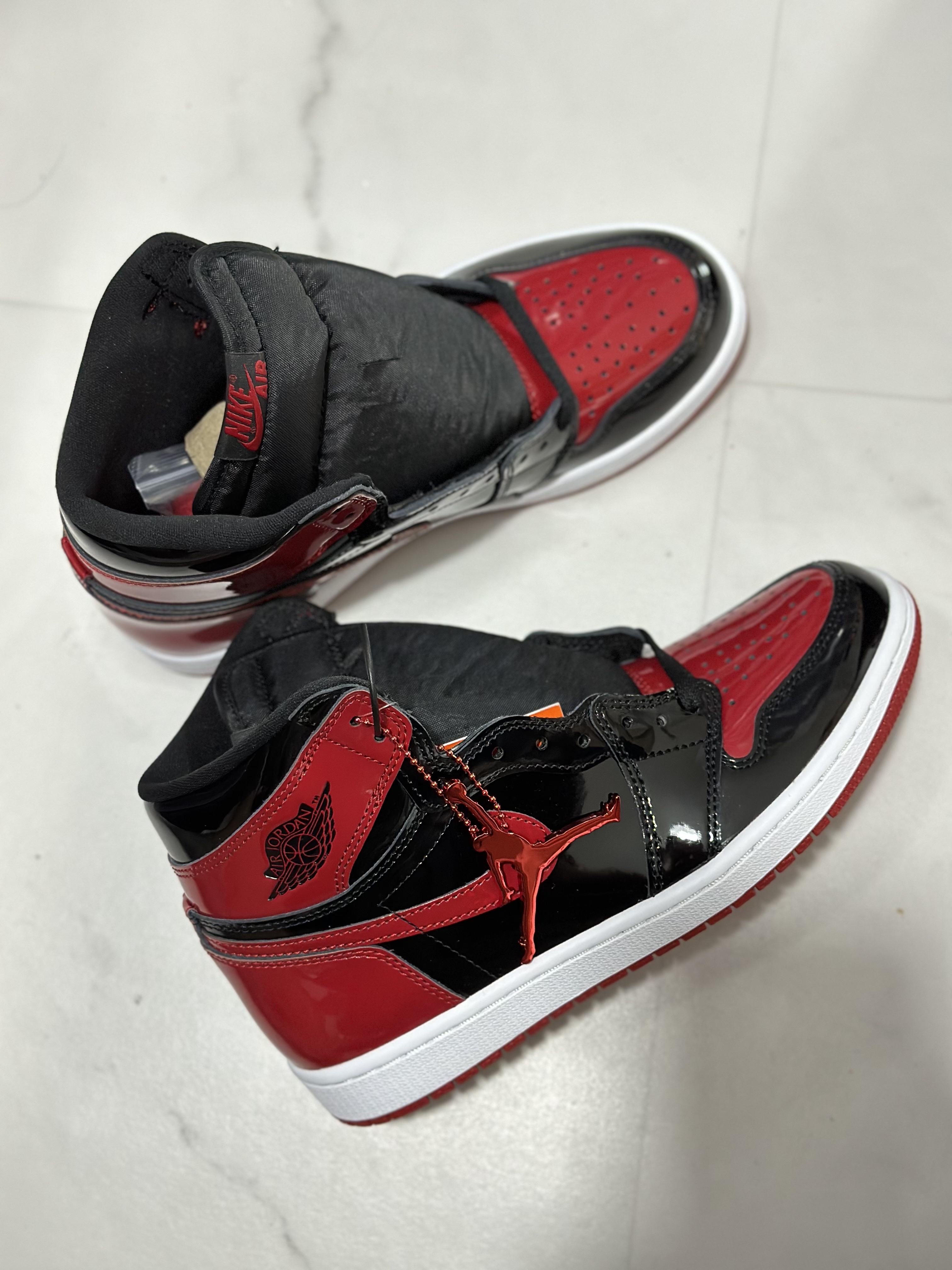Jordan 1 Retro High OG Patent Bred 착용 스타일