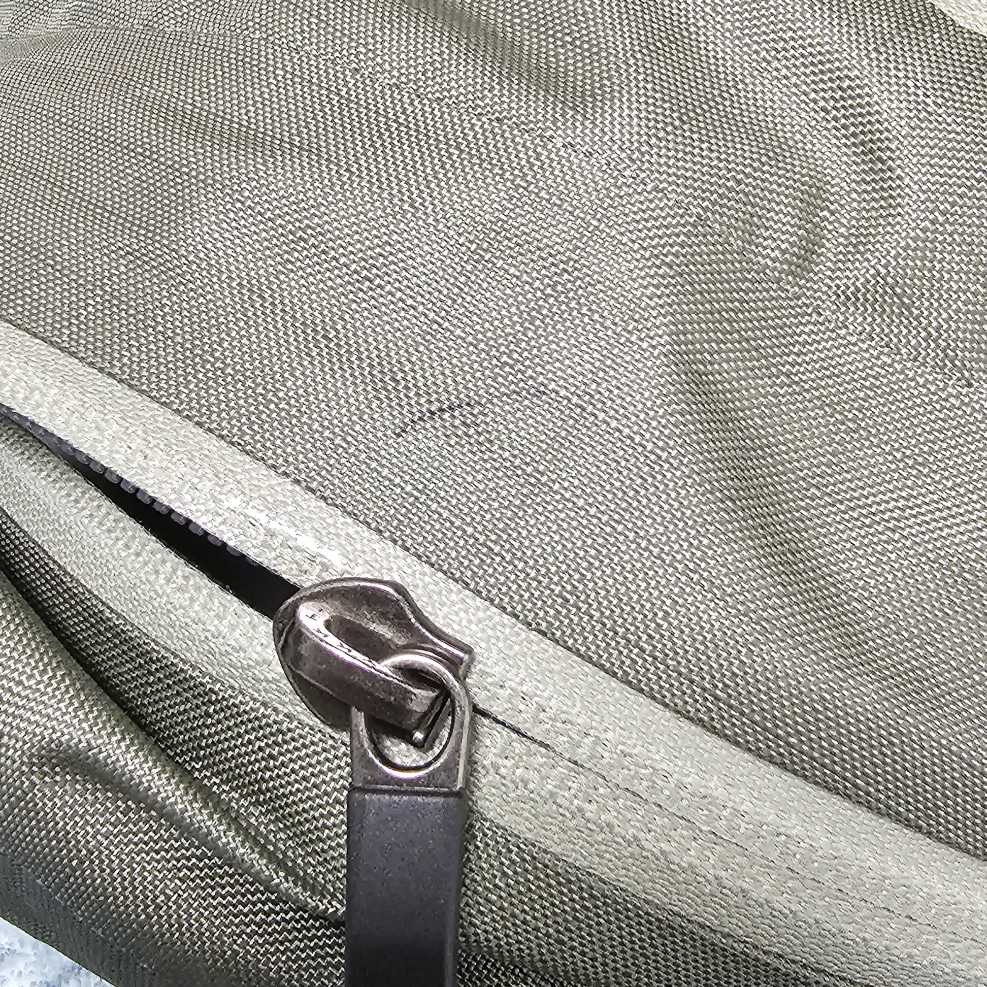 Arc'teryx Granville 16 Zip Backpack Forage 착용 스타일