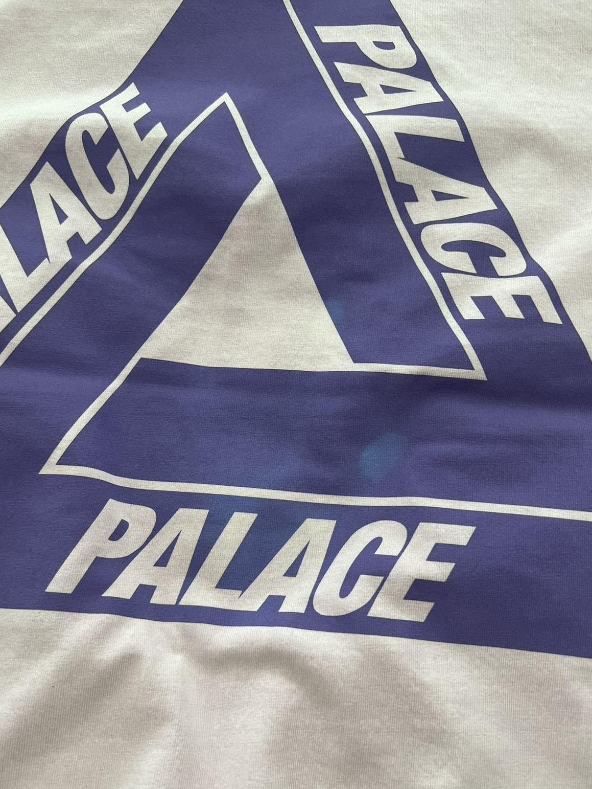 Palace Reacto Tri-Ferg T-Shirt Pink - 23SS 착용 스타일 - 2