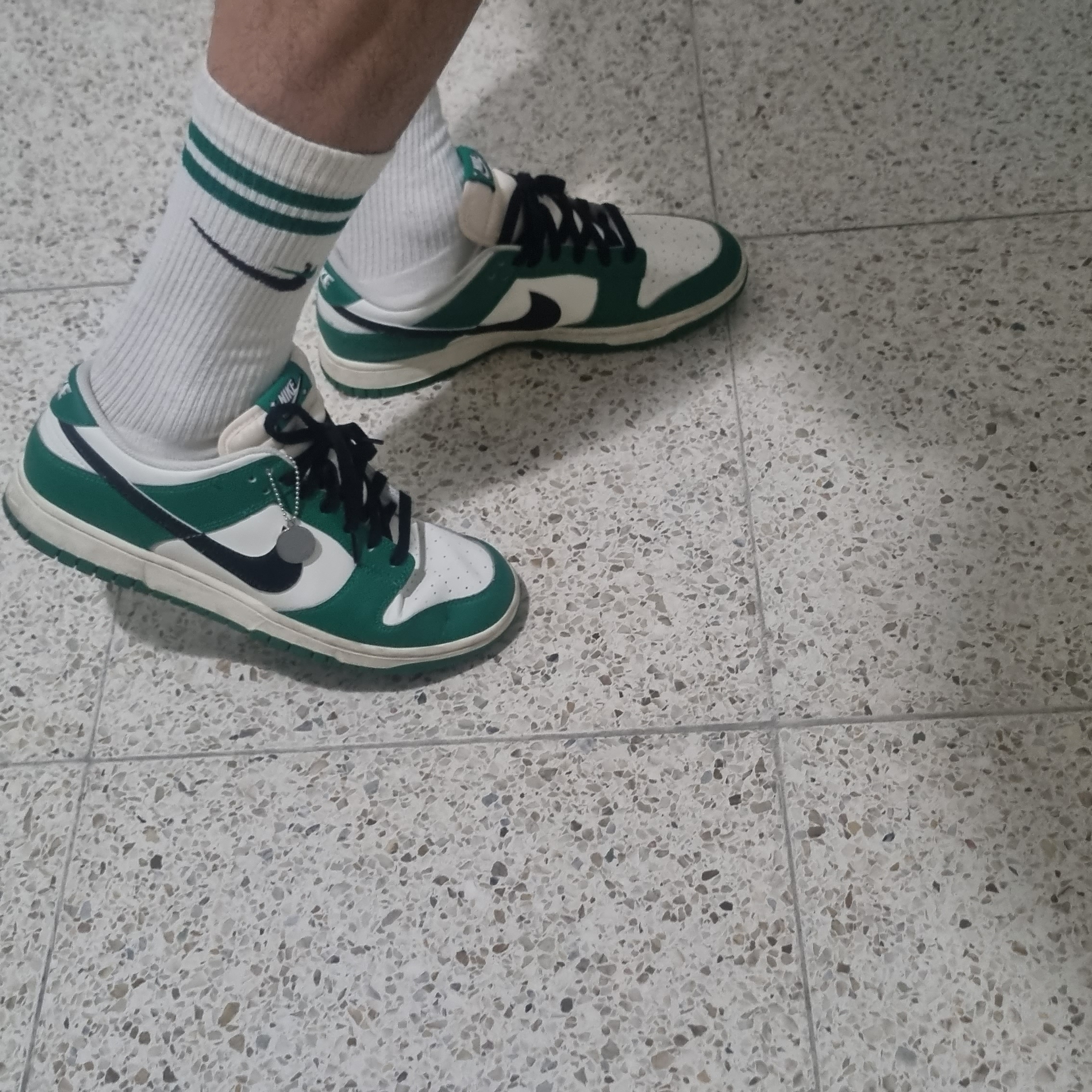 Nike Dunk Low Retro SE Jackpot Malachite 착용 스타일