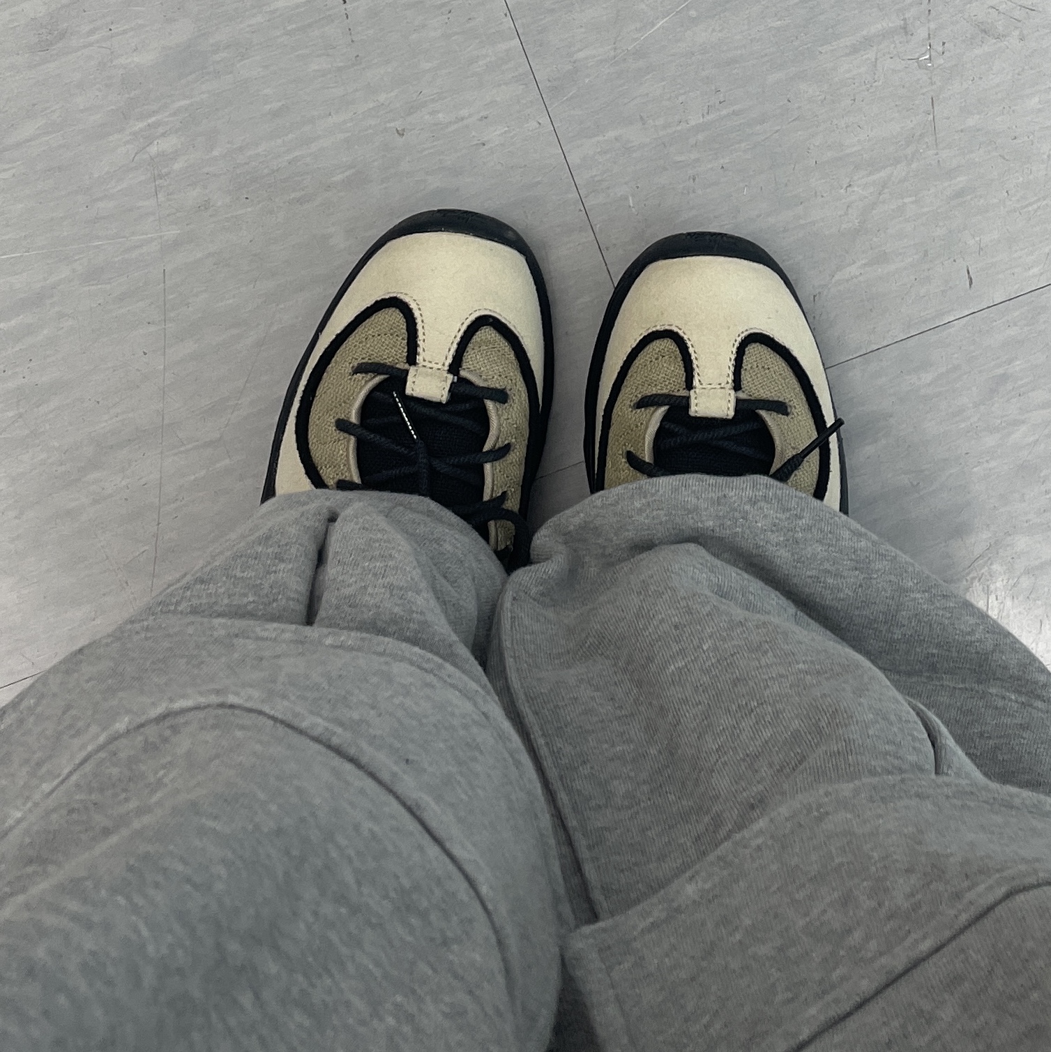 Nike x Stussy Air Penny II Rattan and Limestone 착용 스타일