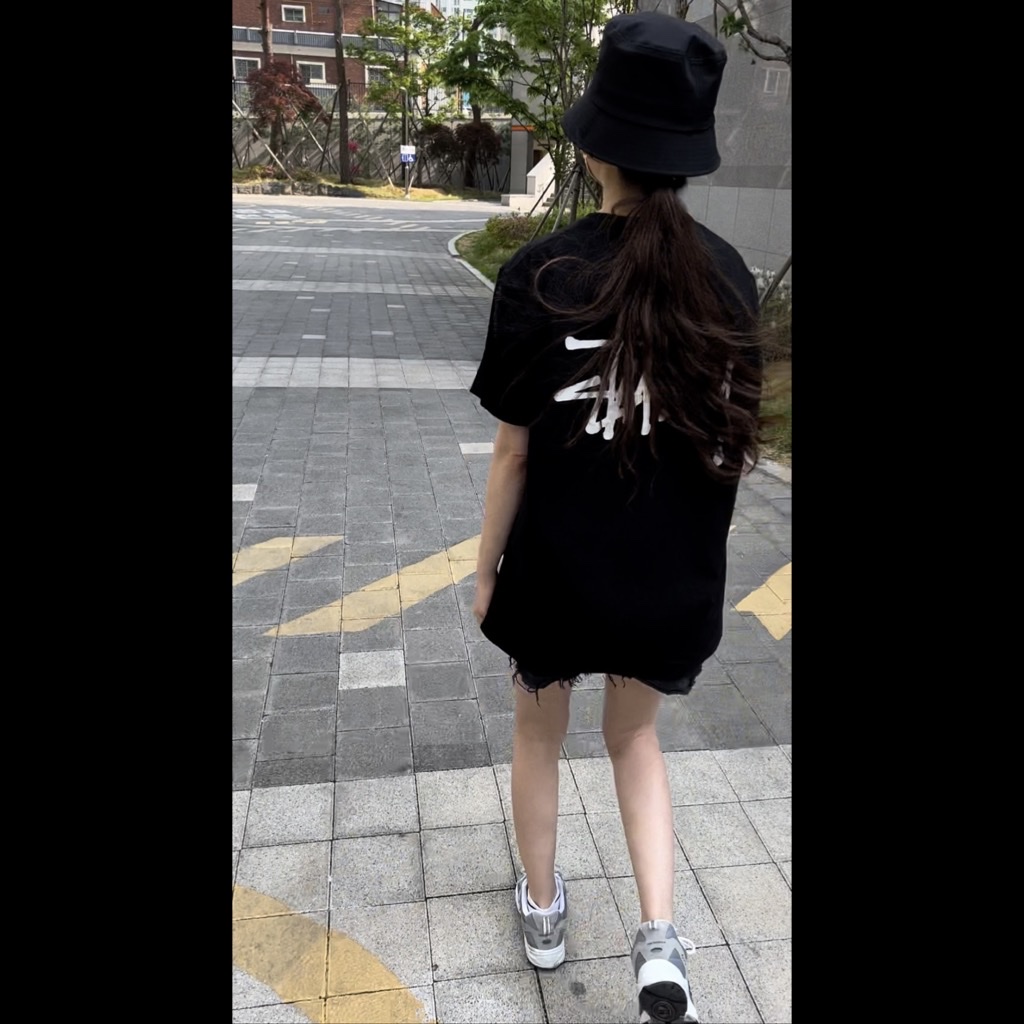 Stussy Basic Stussy T-Shirt Black 2022 착용 스타일 - 1