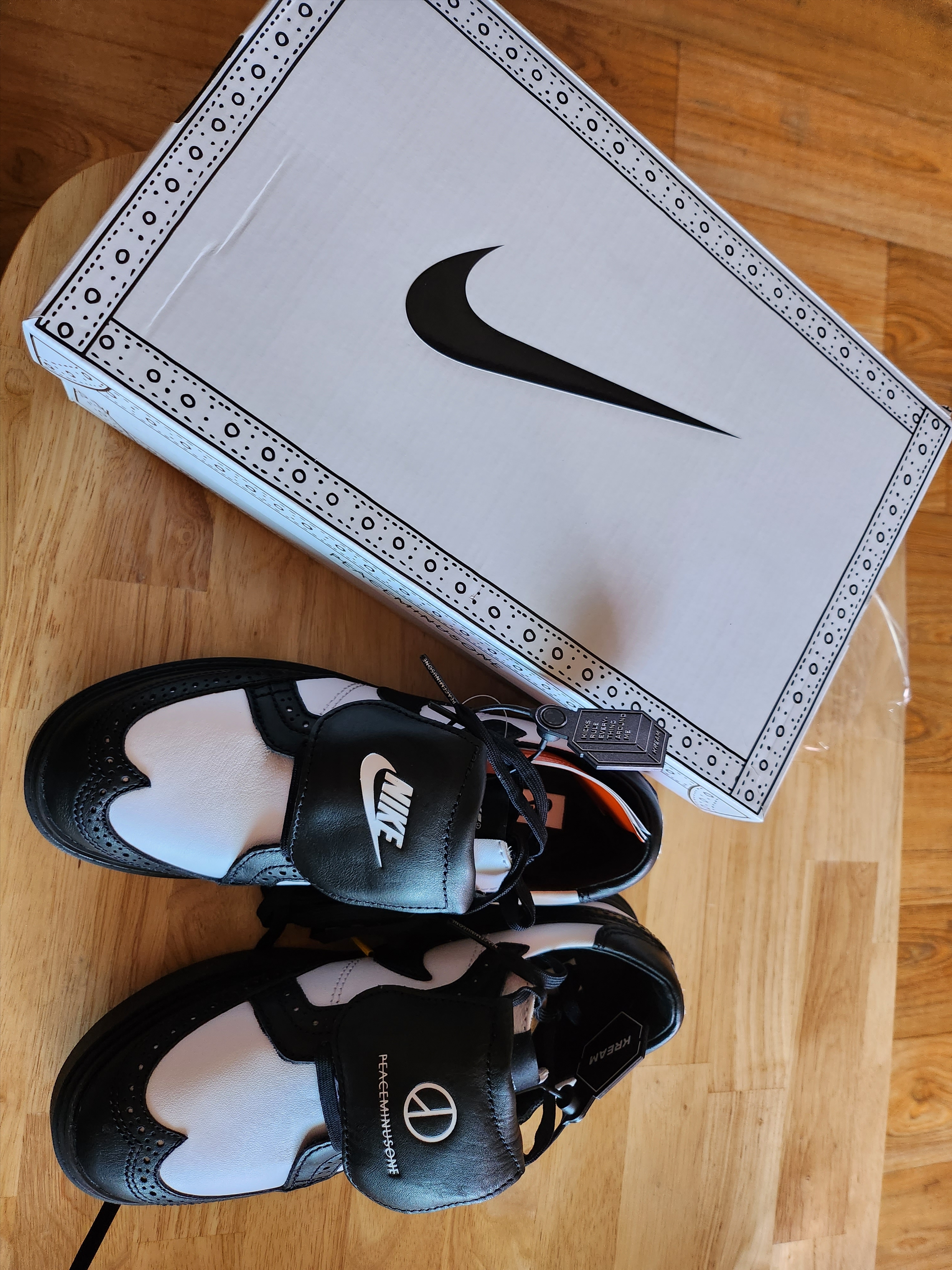 Nike x Peaceminusone Kwondo1 Black and White 착용 스타일 - 3