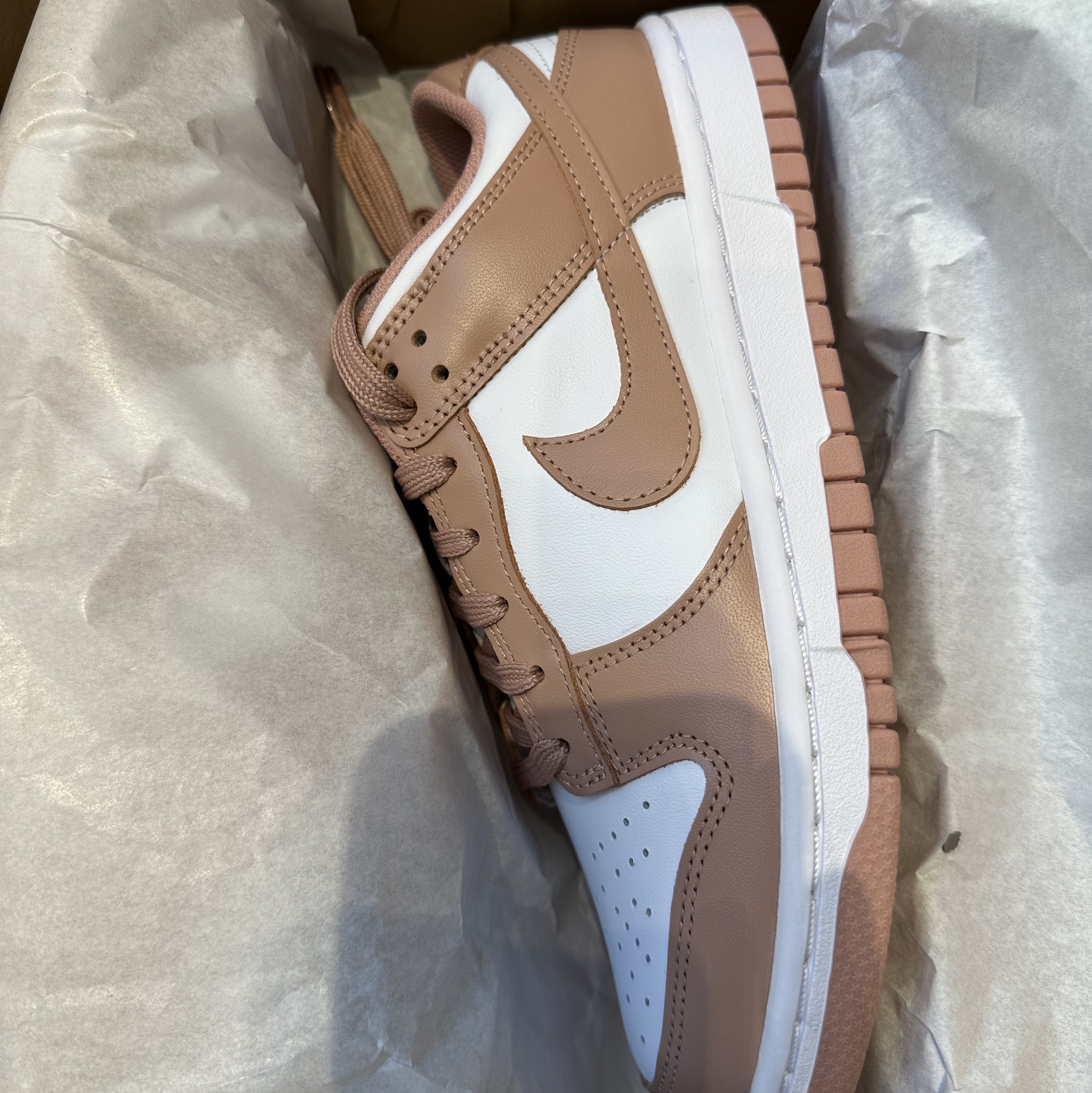 (W) Nike Dunk Low Rose Whisper 착용 스타일