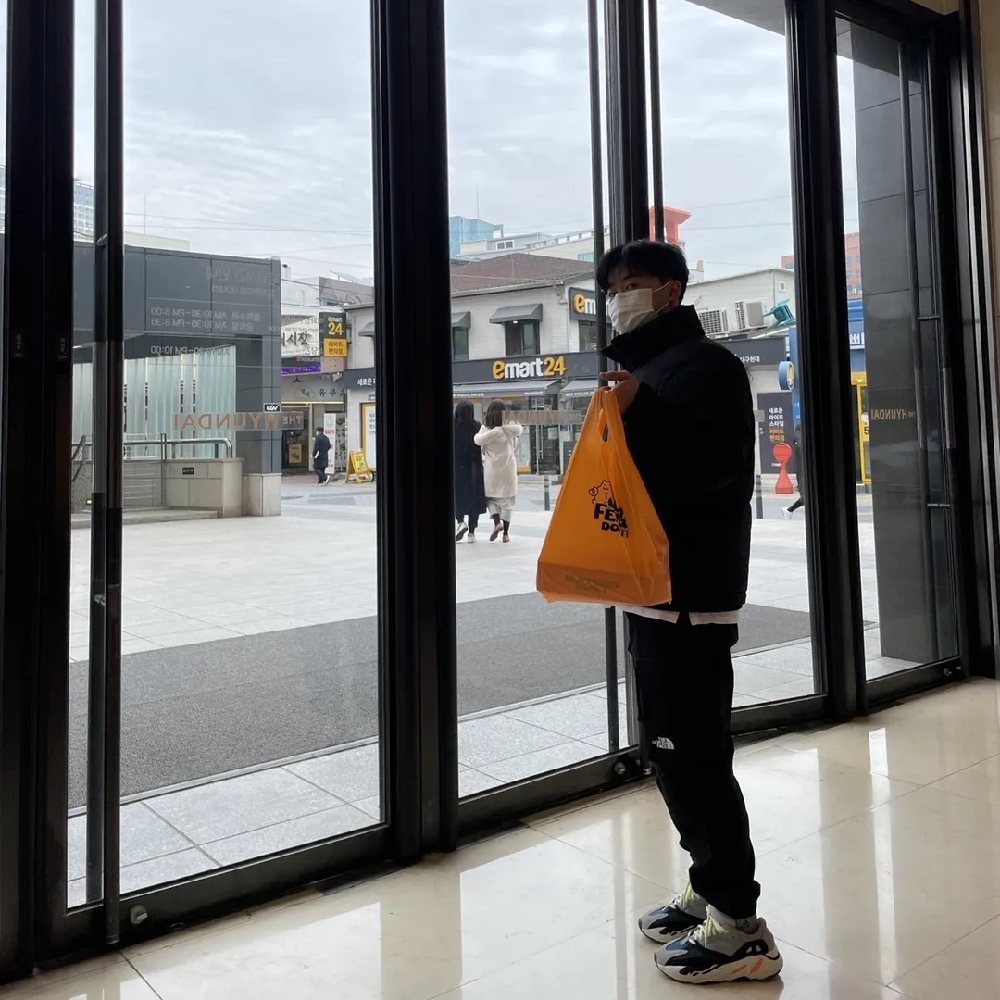 KREAM 프로필 이미지