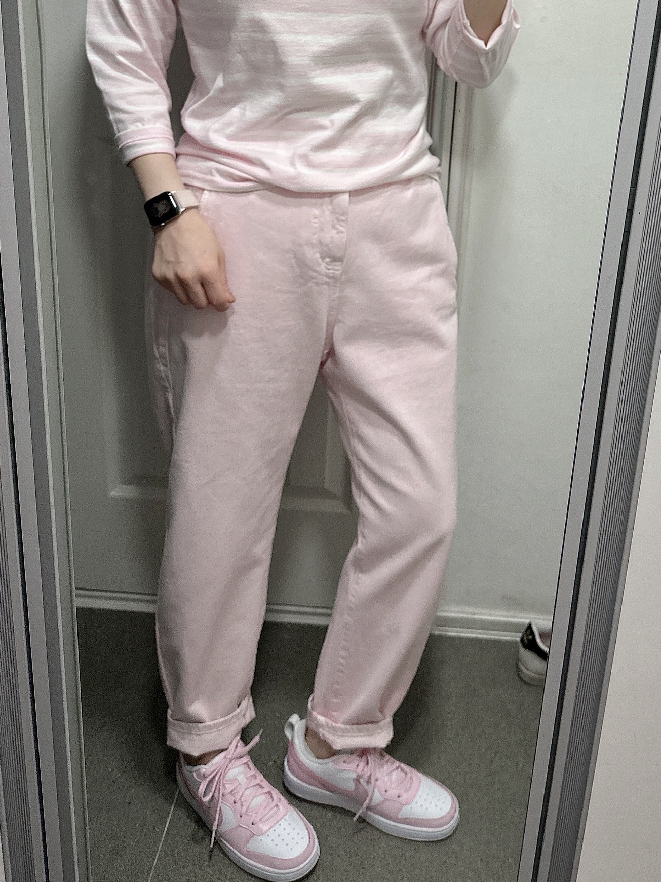 (GS) Nike Court Borough 2 SE White Pink Foam 착용 스타일