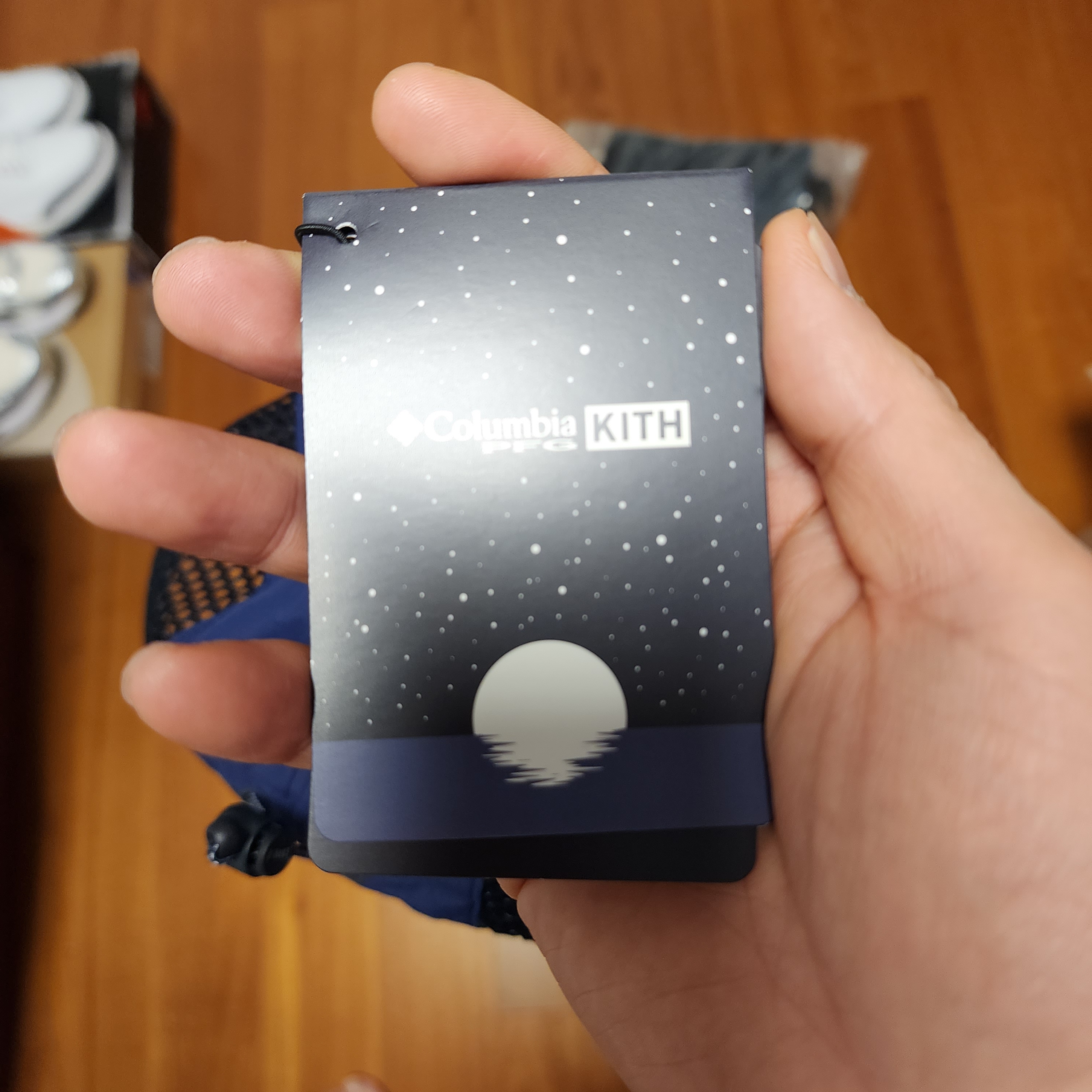 Kith x Columbia PFG Elemental T-Shirt Nocturnal 착용 스타일 - 5