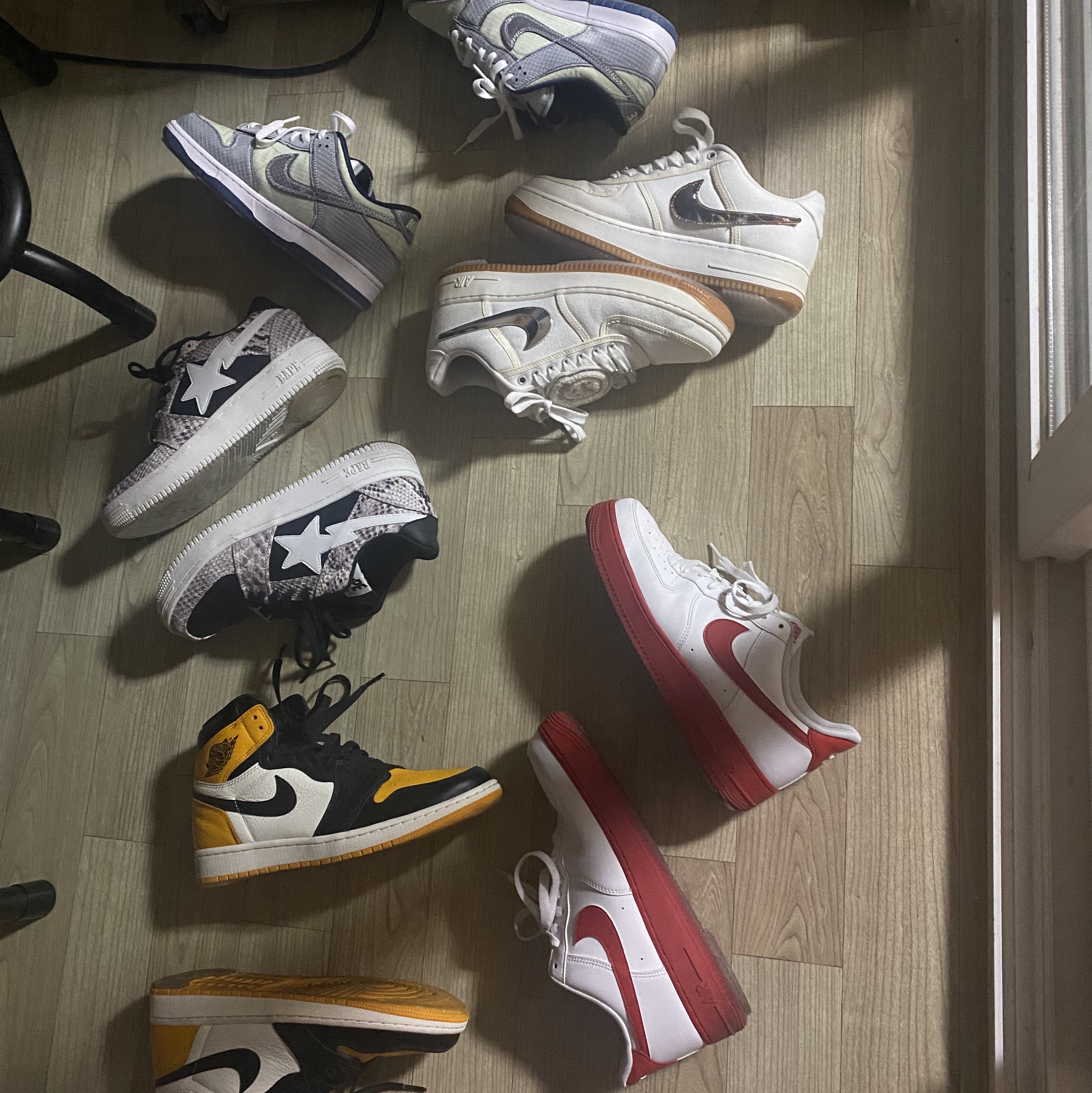 Nike x Union Dunk Low Passport Pack Pistachio, Nike x Travis Scott Air Force 1 Low White 착용 스타일