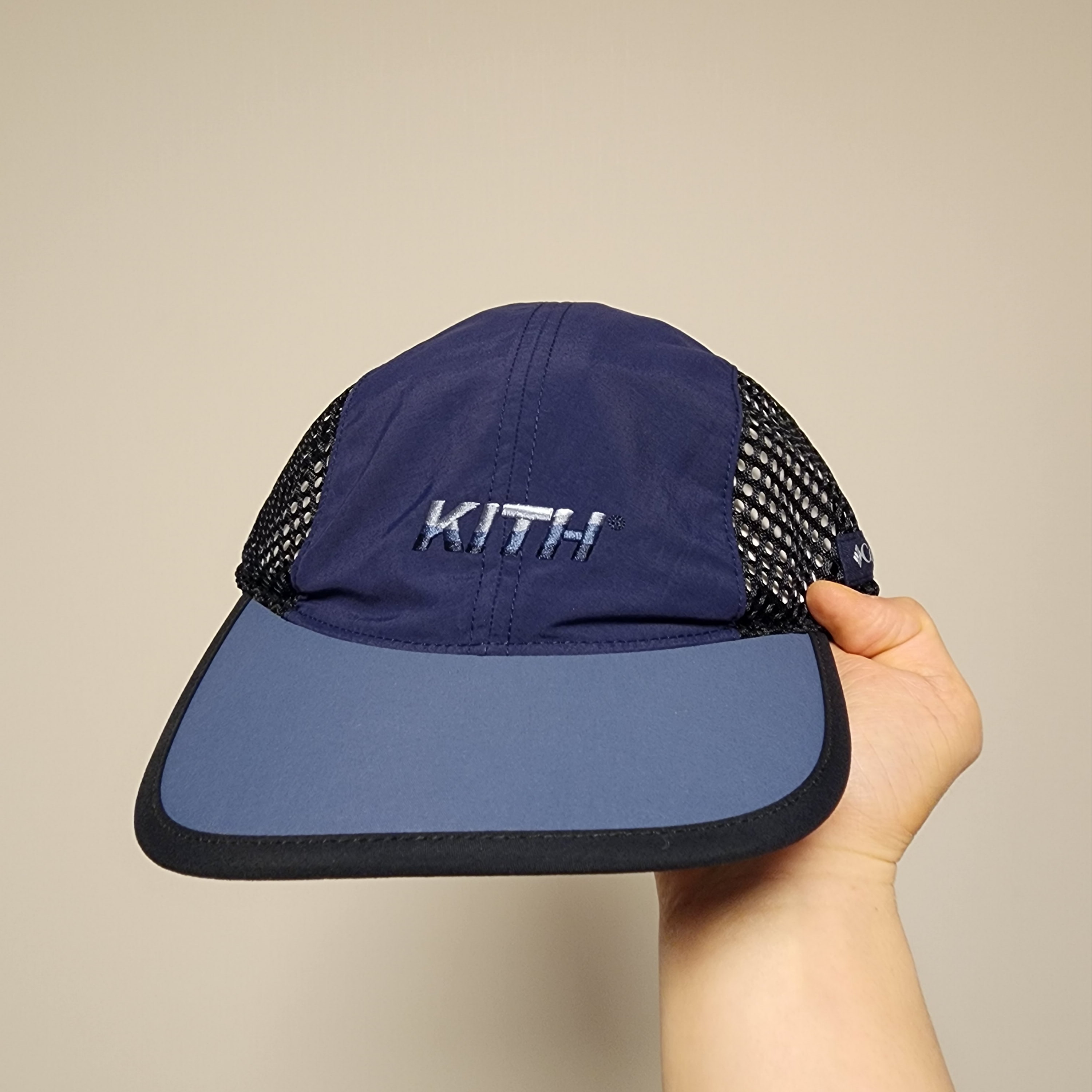 Kith x Columbia PFG Shredder Hat Peacoat 착용 스타일 - 1