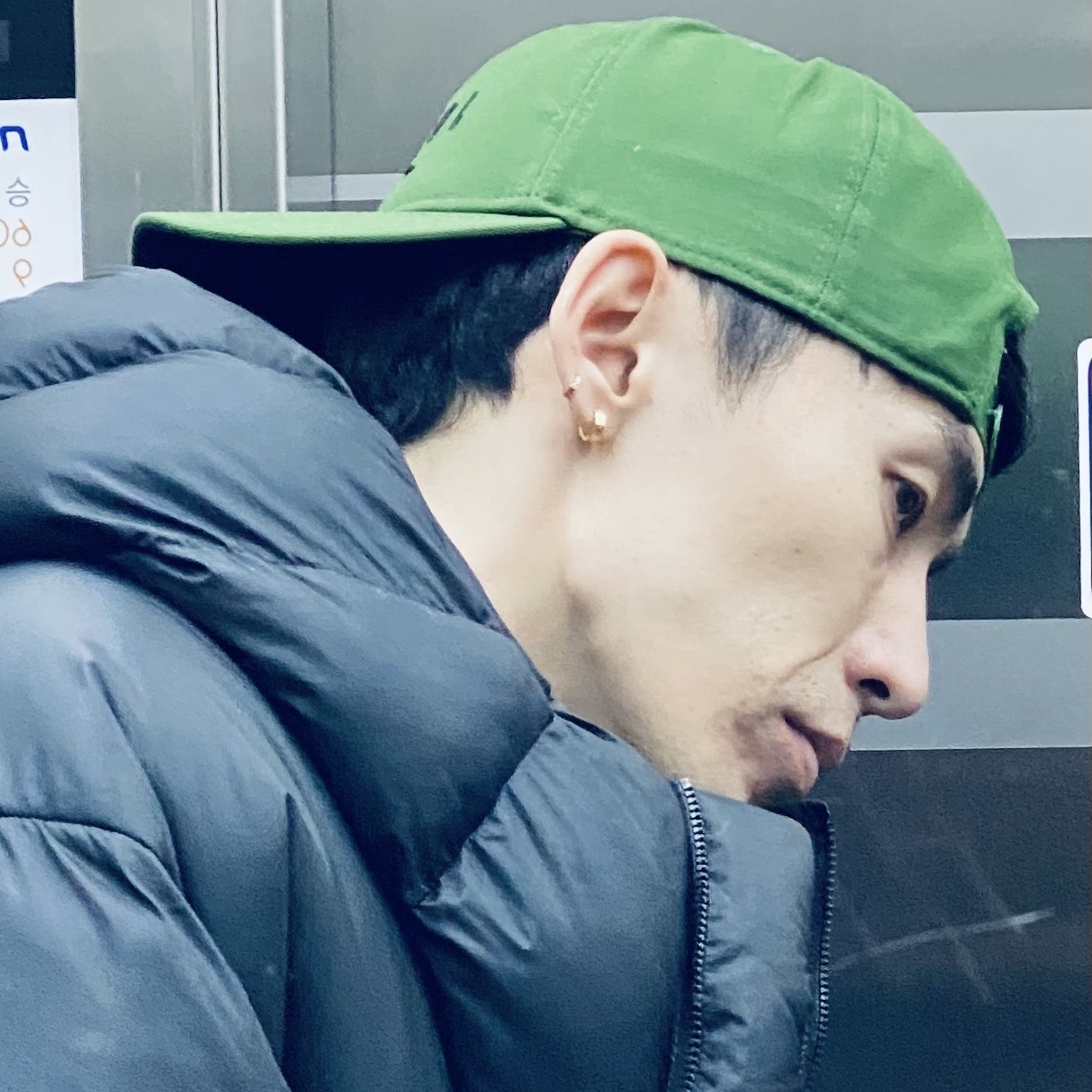Jordan x Off-White Pro Jumpman Air Cap Forest Green, Nike ACG Therma-Fit ADV Lunar Lake Puffer Jacket Black - Asia 착용 스타일 - 2