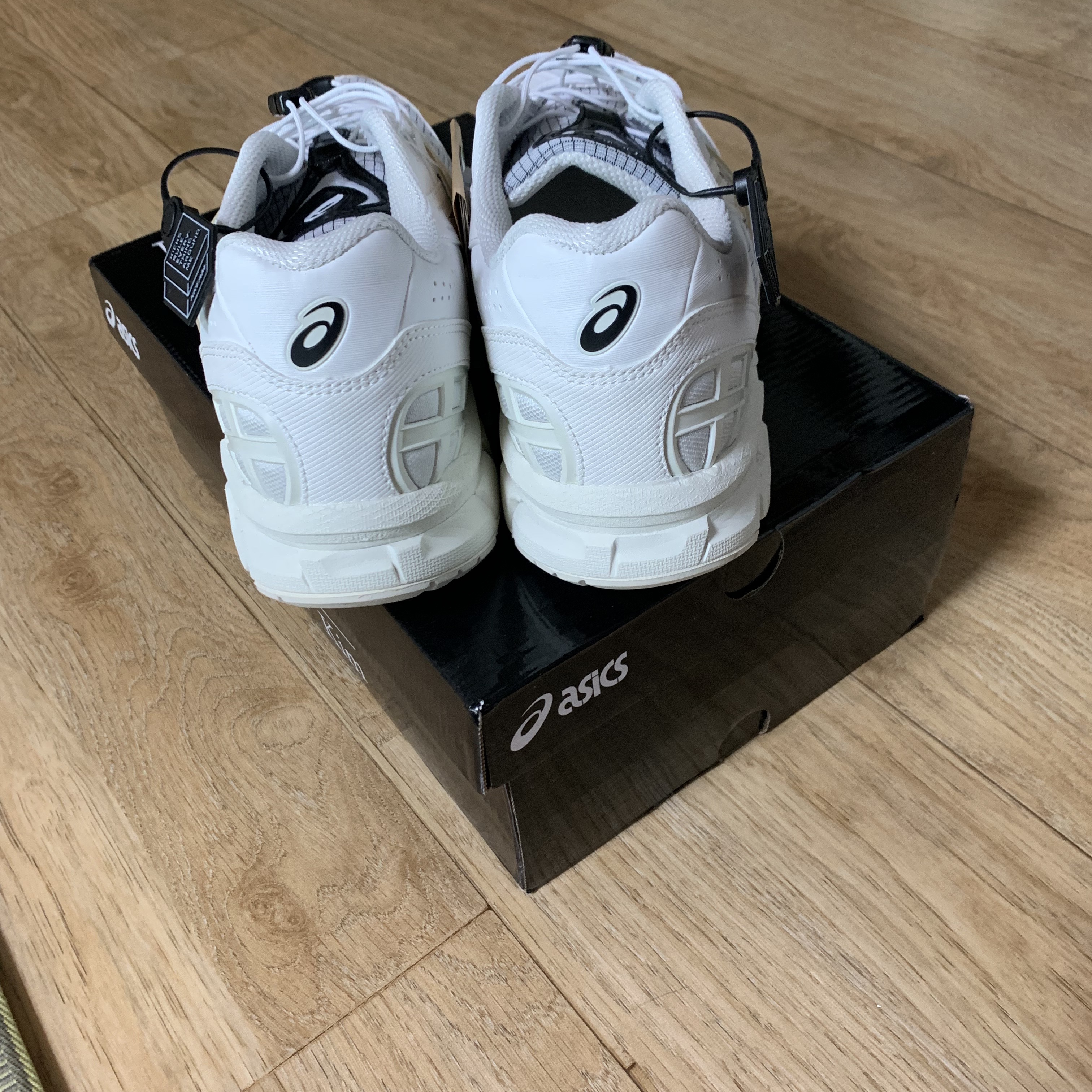 (W) Asics x Matin Kim Gel-Sonoma 15-50 Glacier Grey White 착용 스타일 - 3