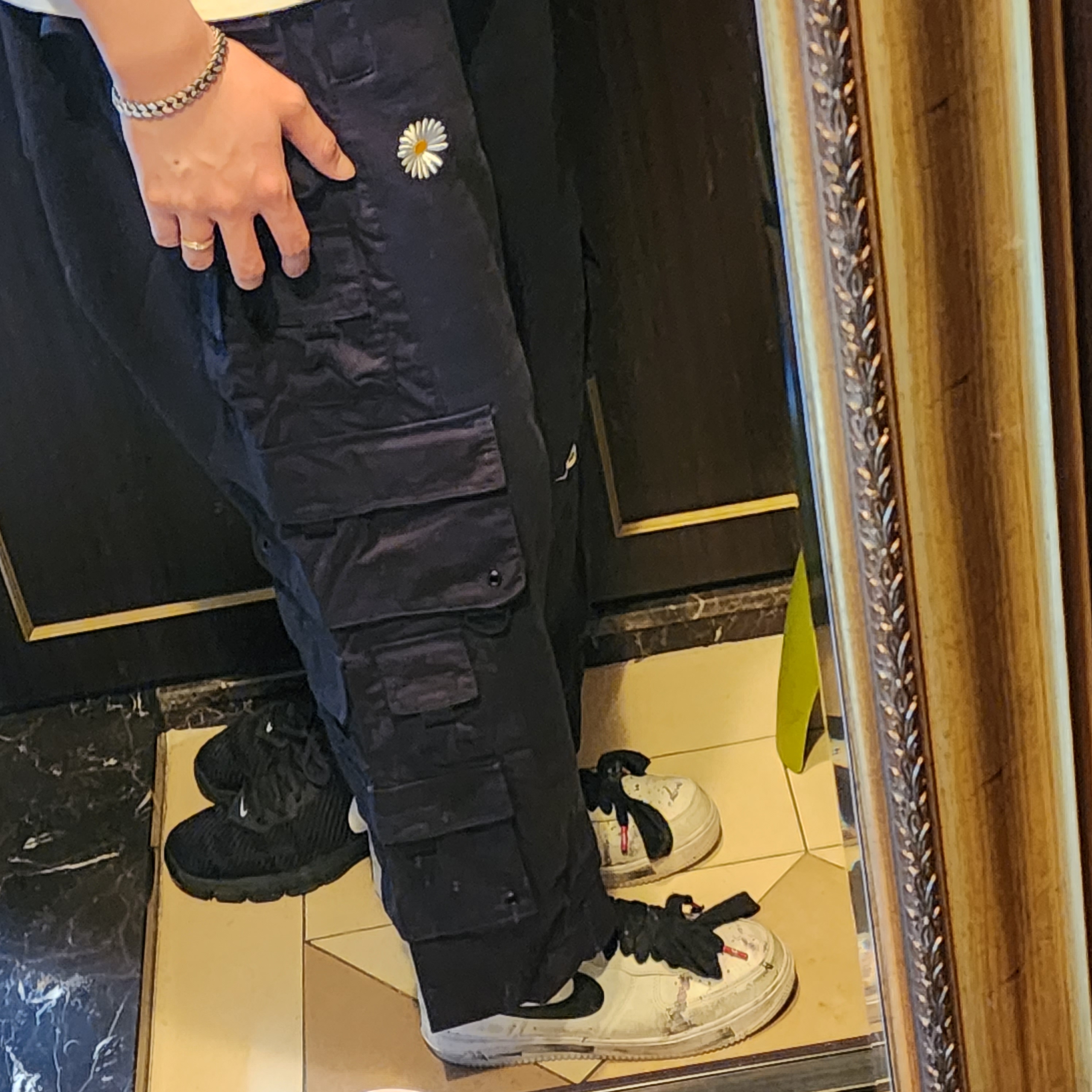Nike x Peaceminusone Wide Pants Black (DR0096-010), Nike x Peaceminusone Air Force 1 Low Para-Noise 2.0 착용 스타일 - 1